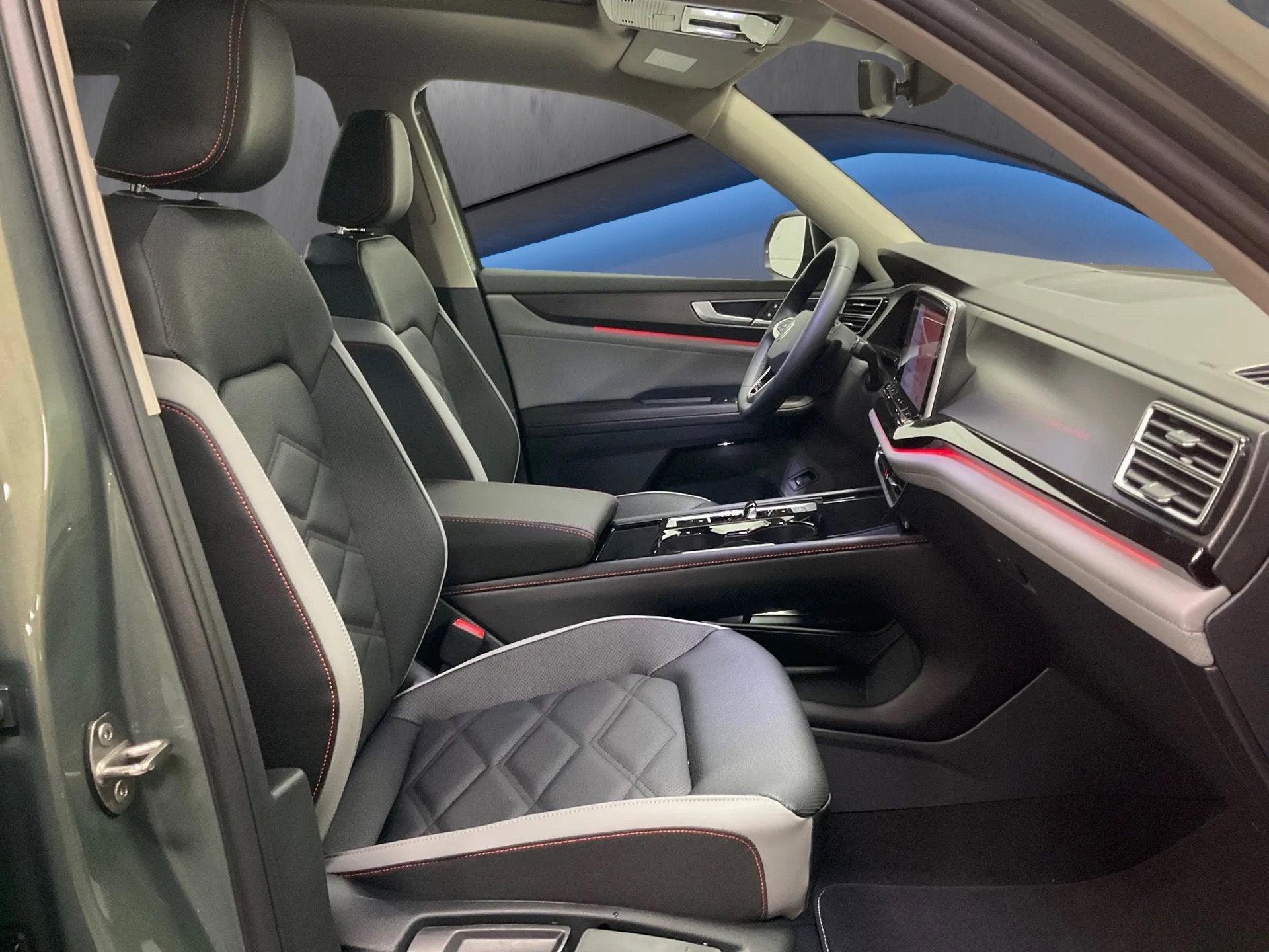 2026 Volkswagen Atlas 2.0T Peak Edition