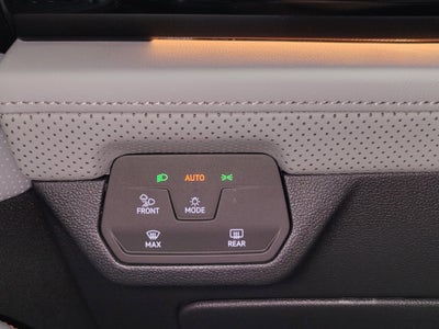 2026 Volkswagen Atlas Peak Edition AWD w/Sunroof