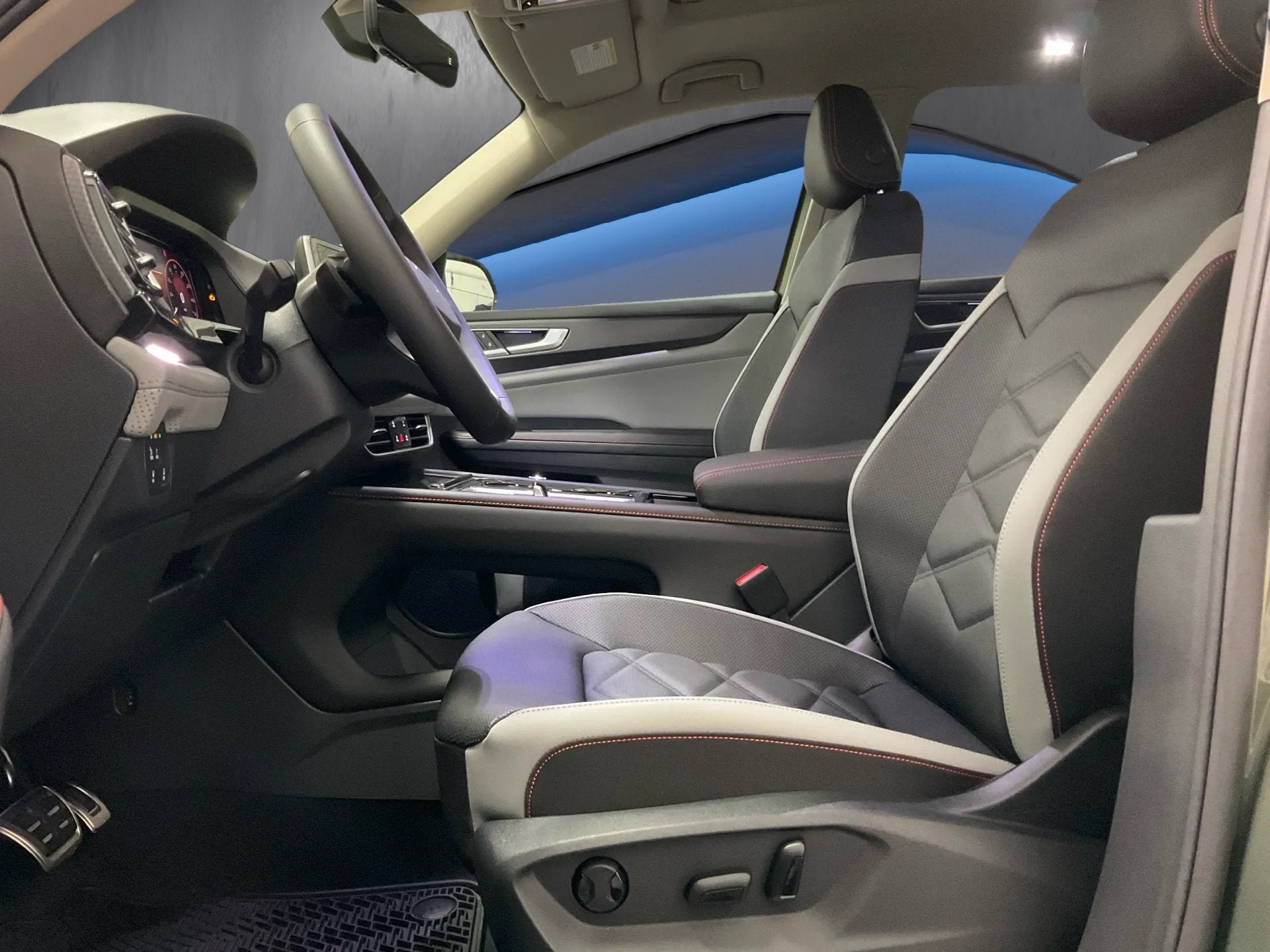 2026 Volkswagen Atlas 2.0T Peak Edition