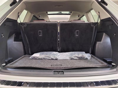 2024 Volkswagen Atlas Peak Edition SE AWD w/Sunroof