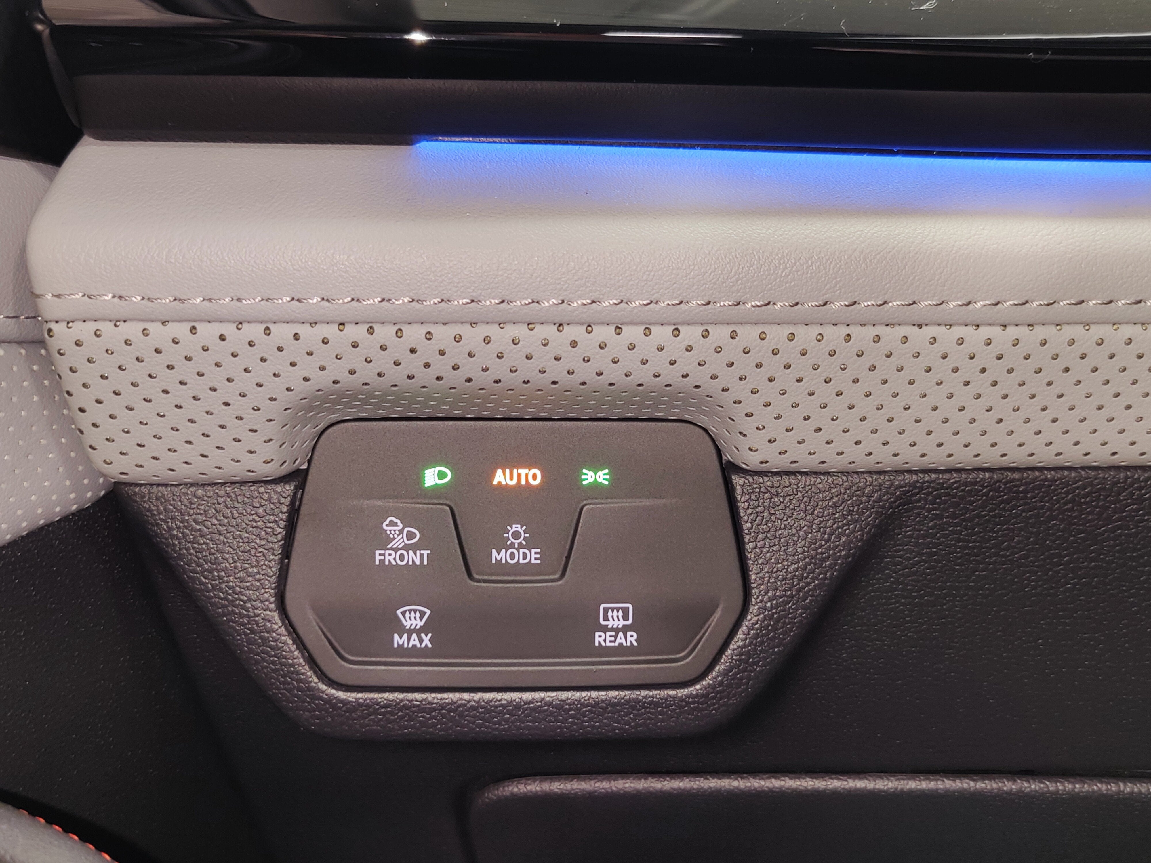 2024 Volkswagen Atlas Peak Edition SE AWD w/Sunroof