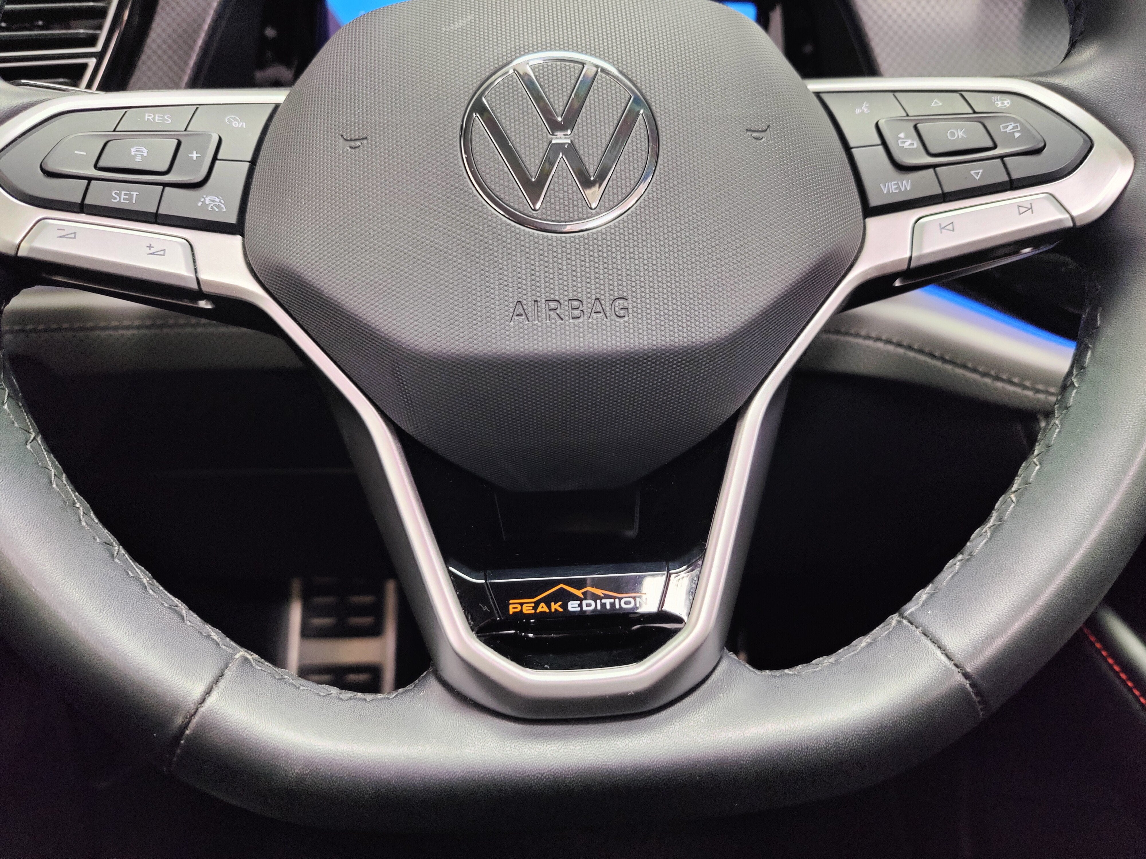 2024 Volkswagen Atlas Peak Edition SE AWD w/Sunroof