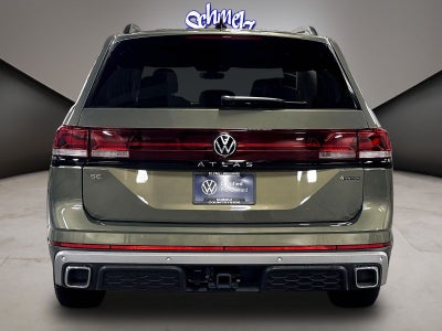2025 Volkswagen Atlas Peak Edition AWD w/Sunroof