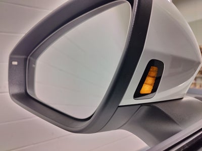 2025 Volkswagen ID.4 Pro