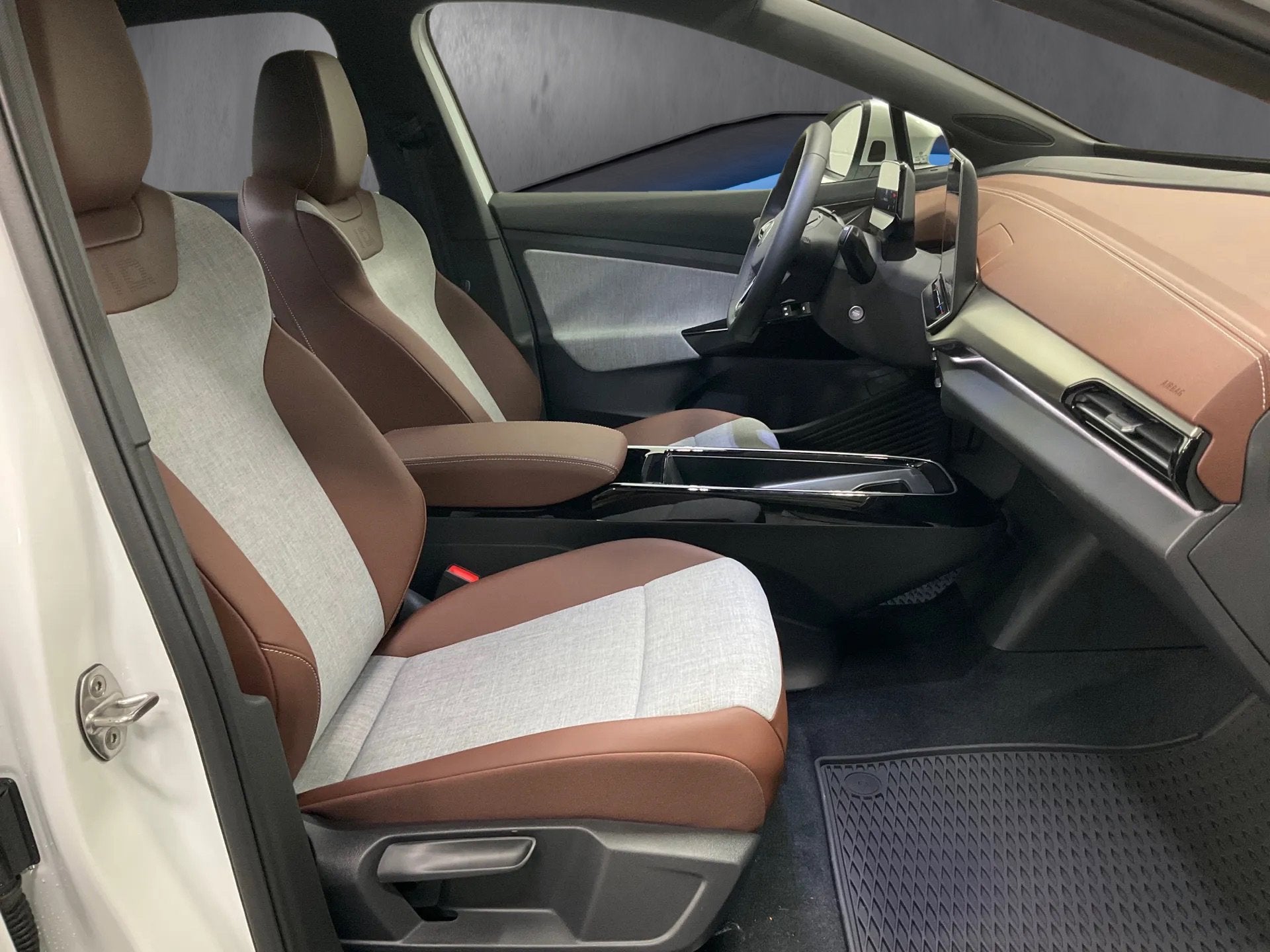 2025 Volkswagen ID.4 Pro