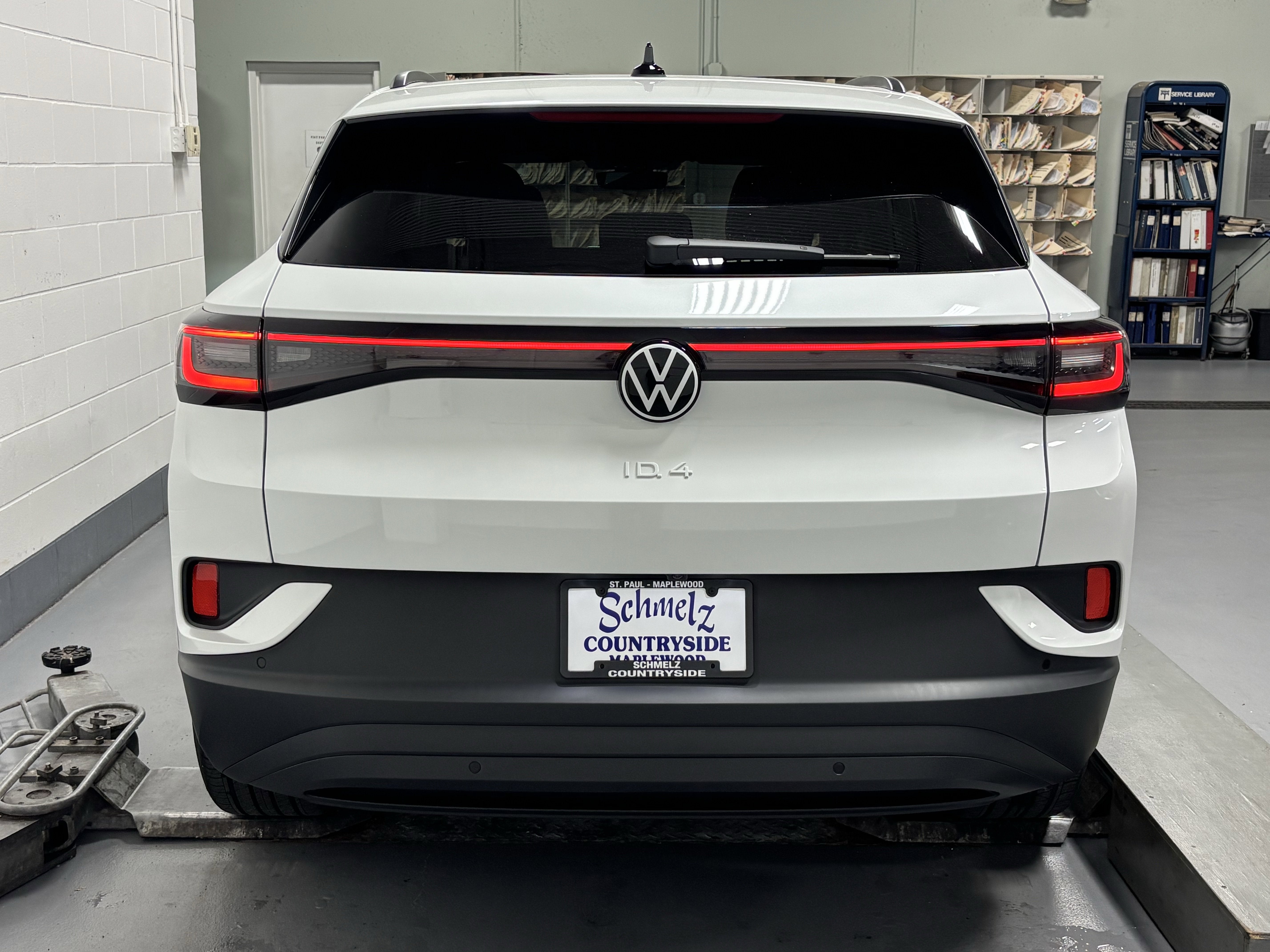 2025 Volkswagen ID.4 Pro