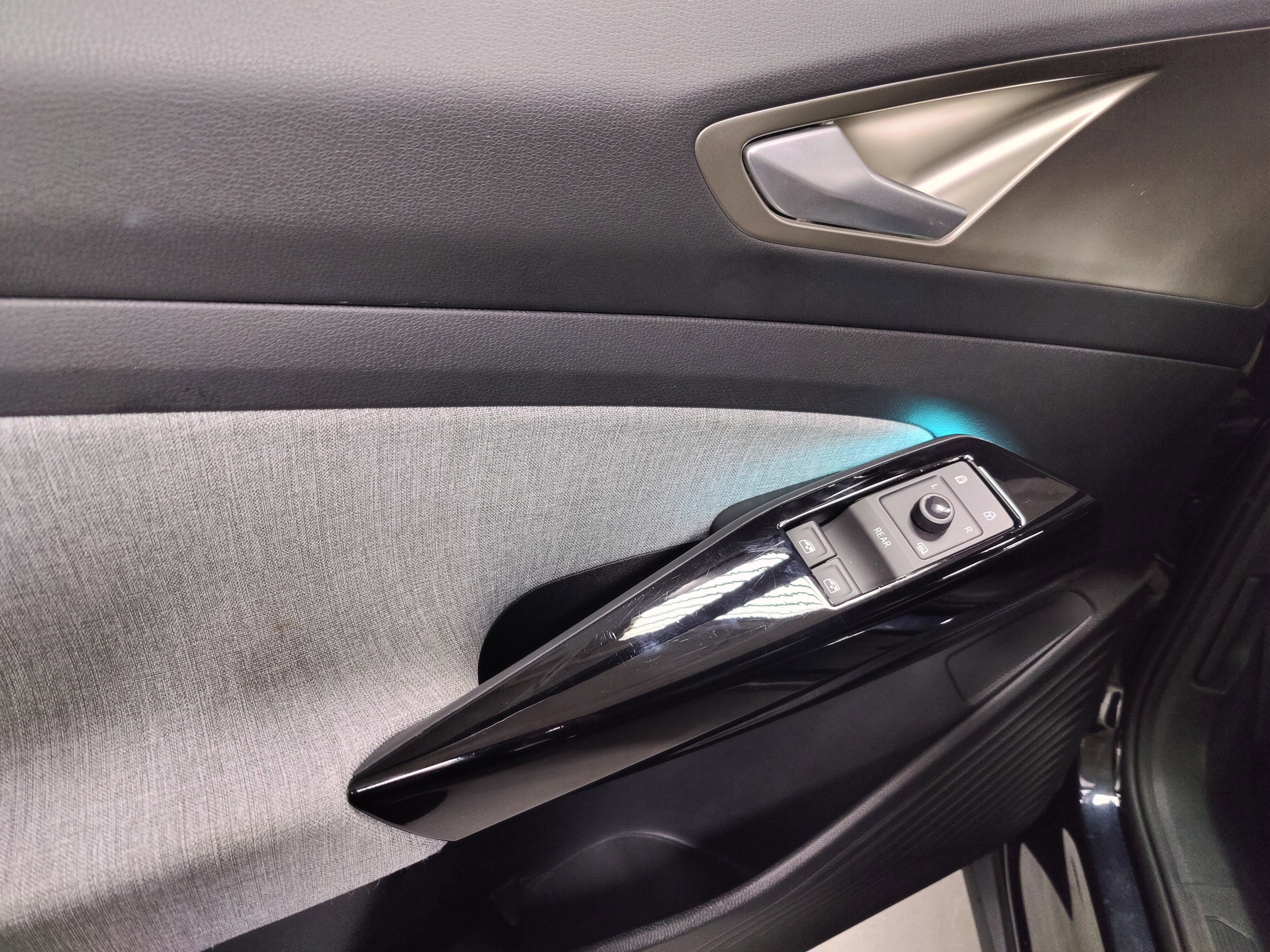 2023 Volkswagen ID.4 Pro AWD Long Range 82kW