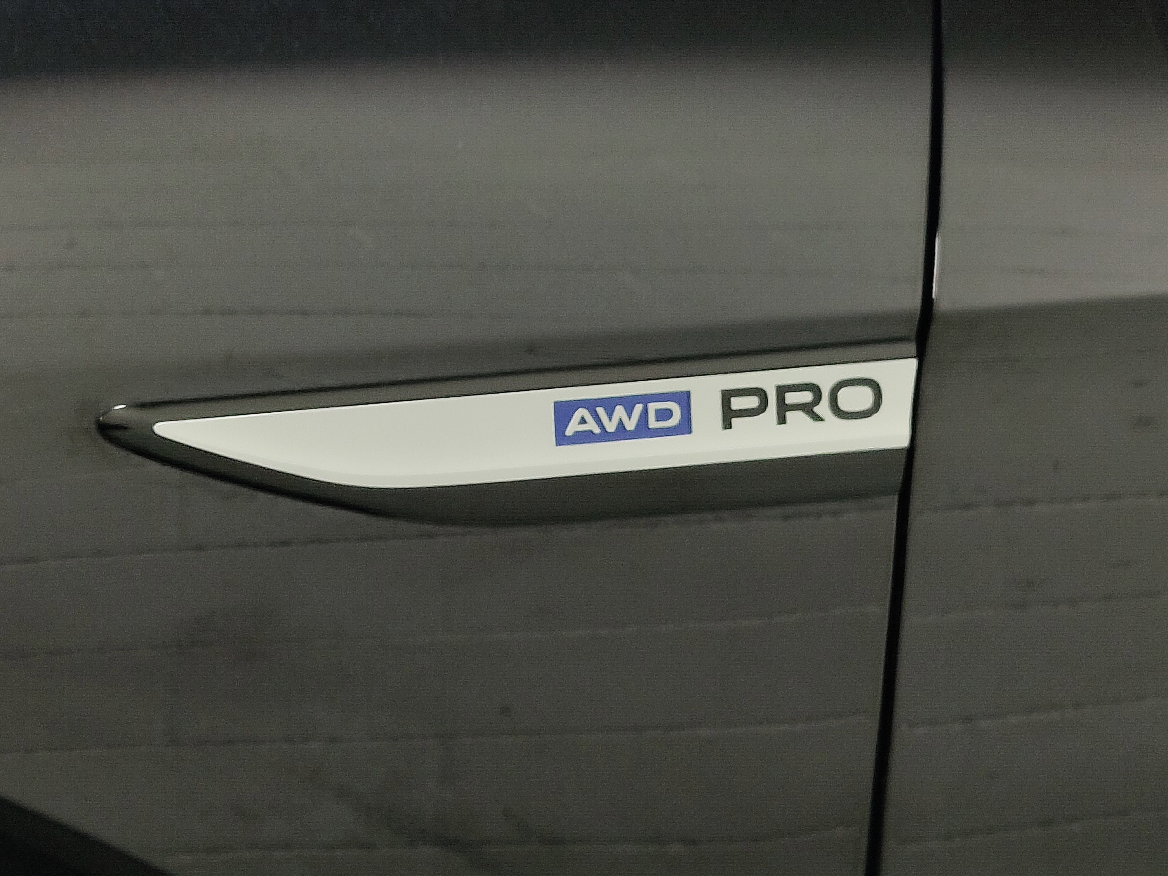 2023 Volkswagen ID.4 Pro AWD Long Range 82kW