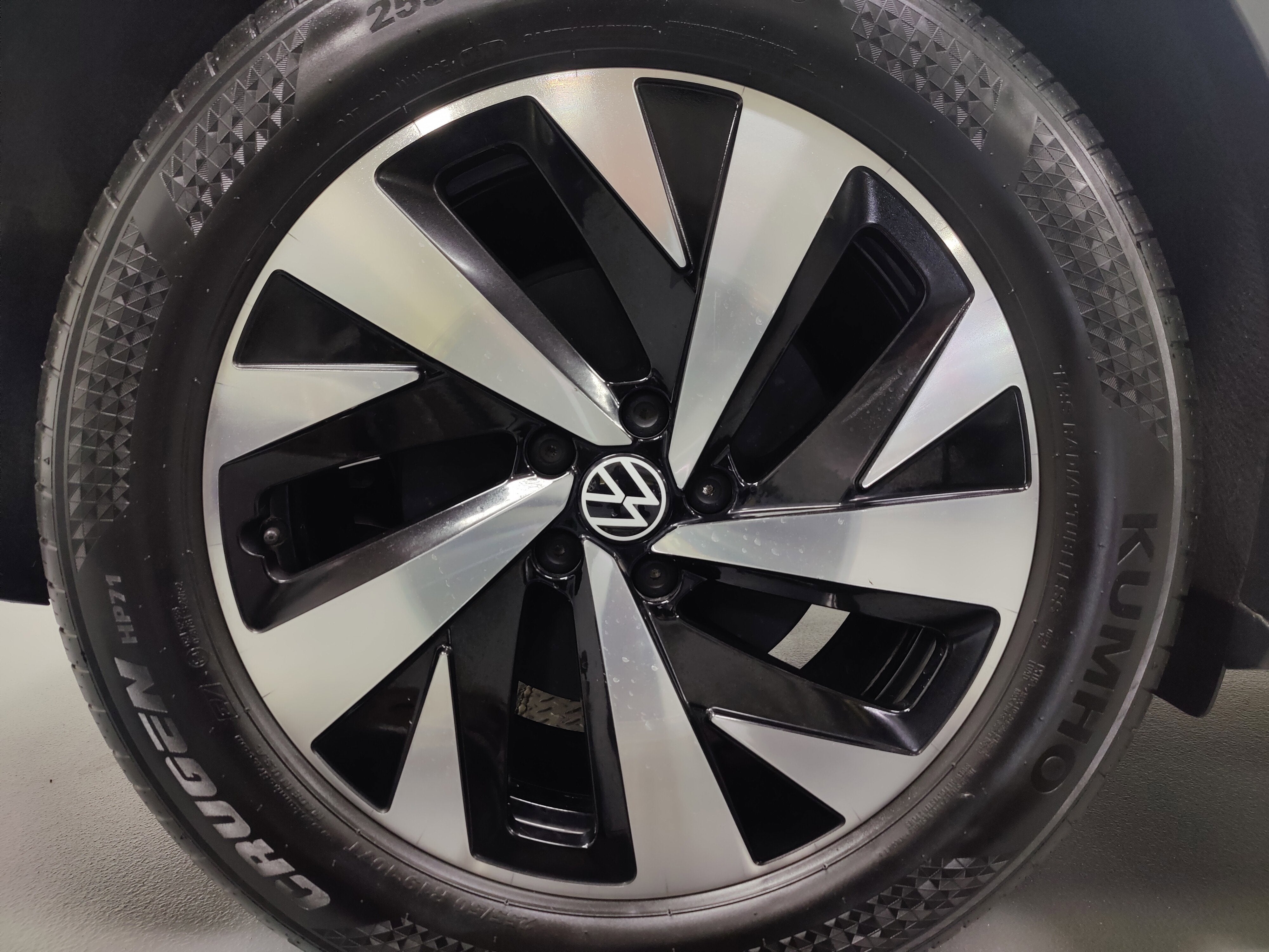 2023 Volkswagen ID.4 Pro AWD