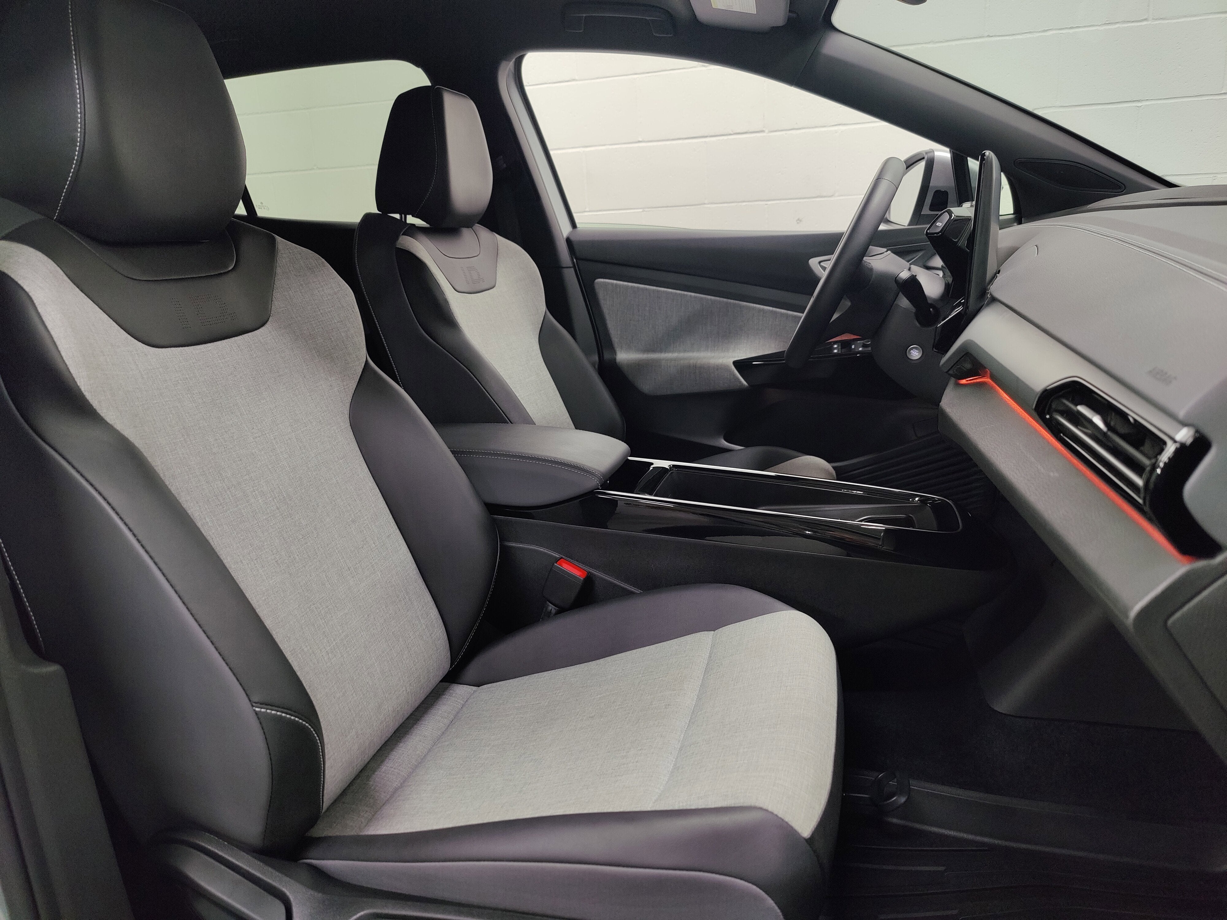 2023 Volkswagen ID.4 Pro AWD