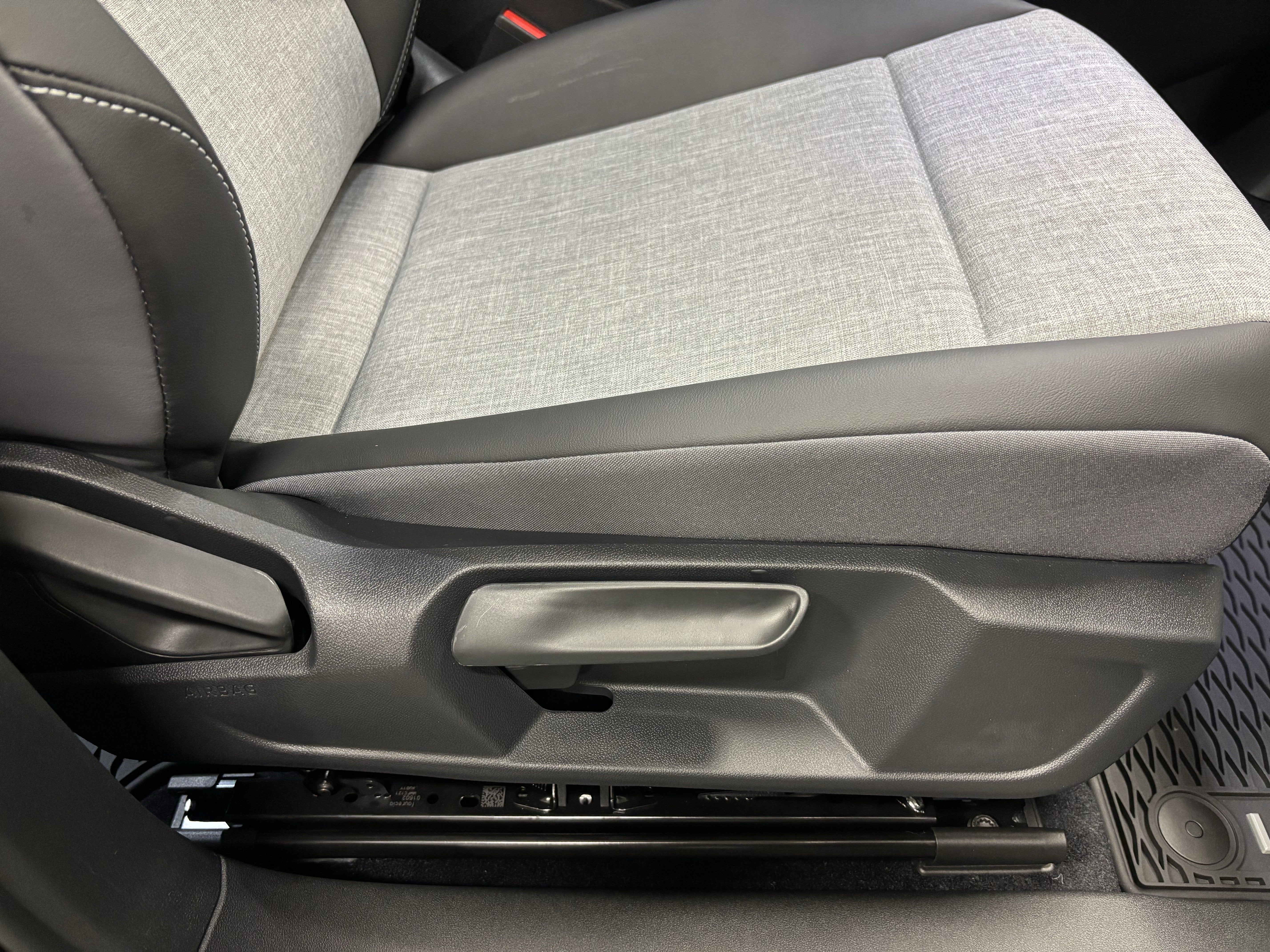 2025 Volkswagen ID.4 Pro