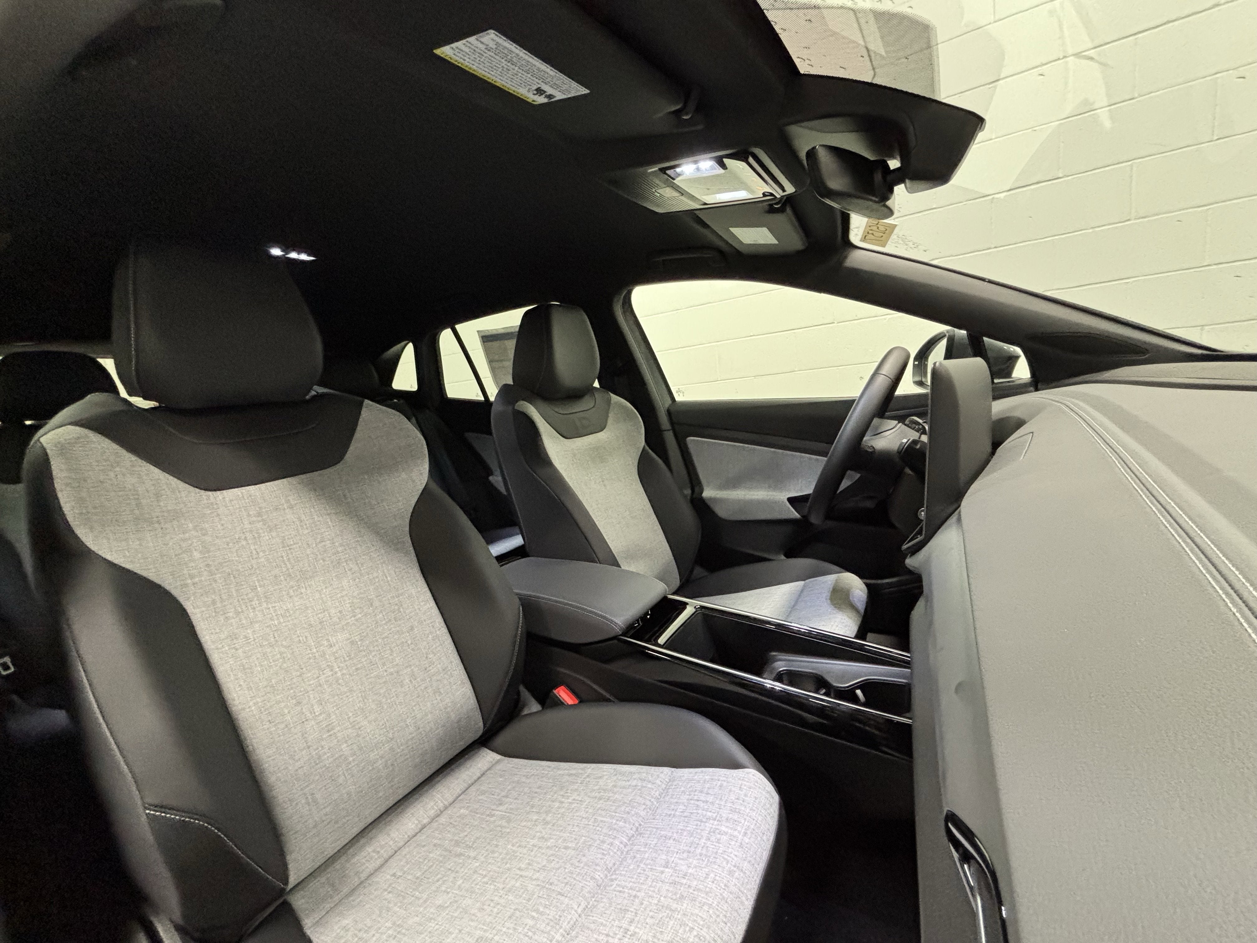 2025 Volkswagen ID.4 Pro