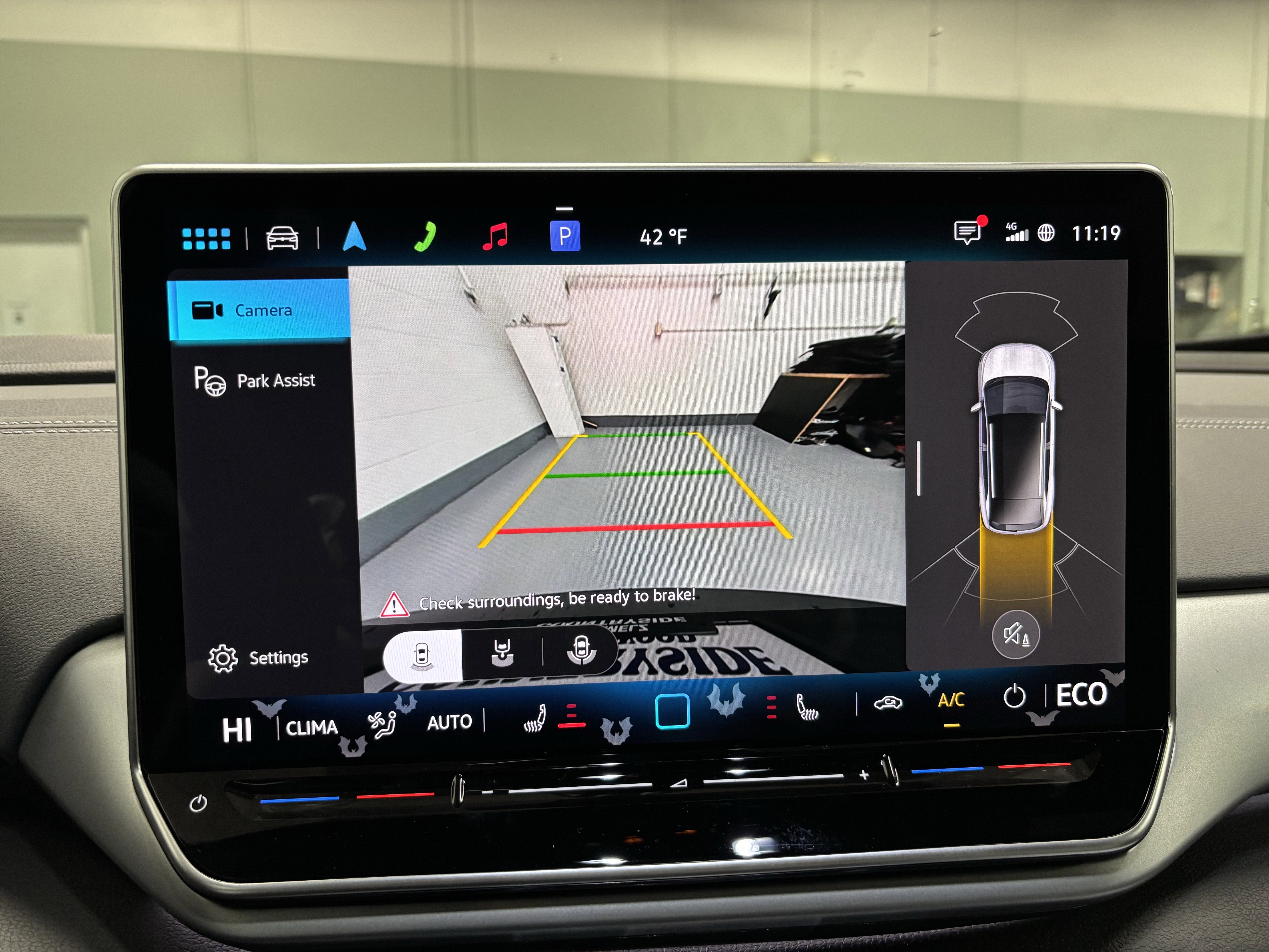 2025 Volkswagen ID.4 Pro