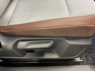 2025 Volkswagen ID.4 Pro