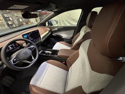 2025 Volkswagen ID.4 Pro