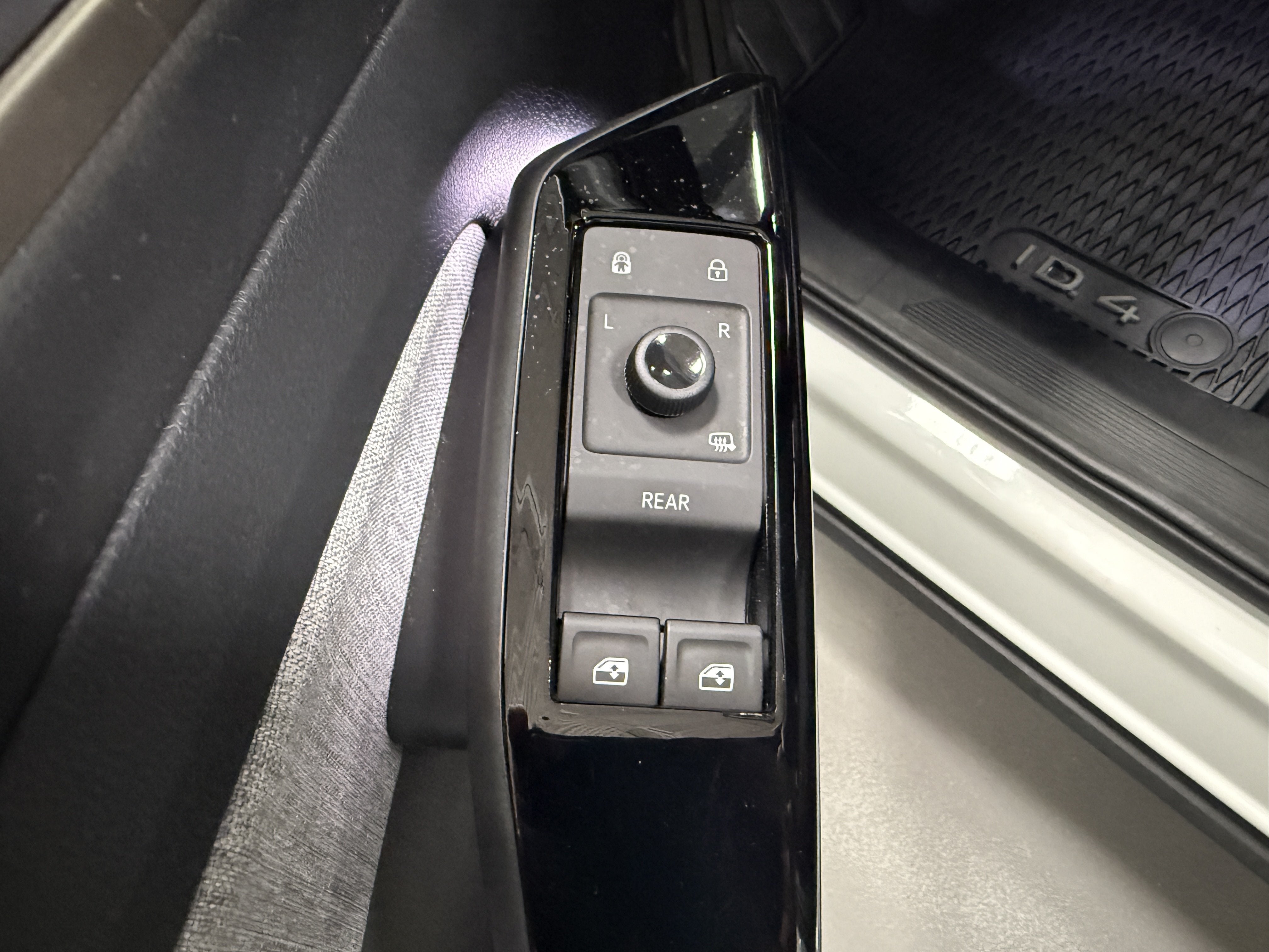 2025 Volkswagen ID.4 Pro AWD Long Range