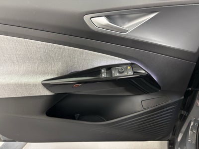 2025 Volkswagen ID.4 Pro