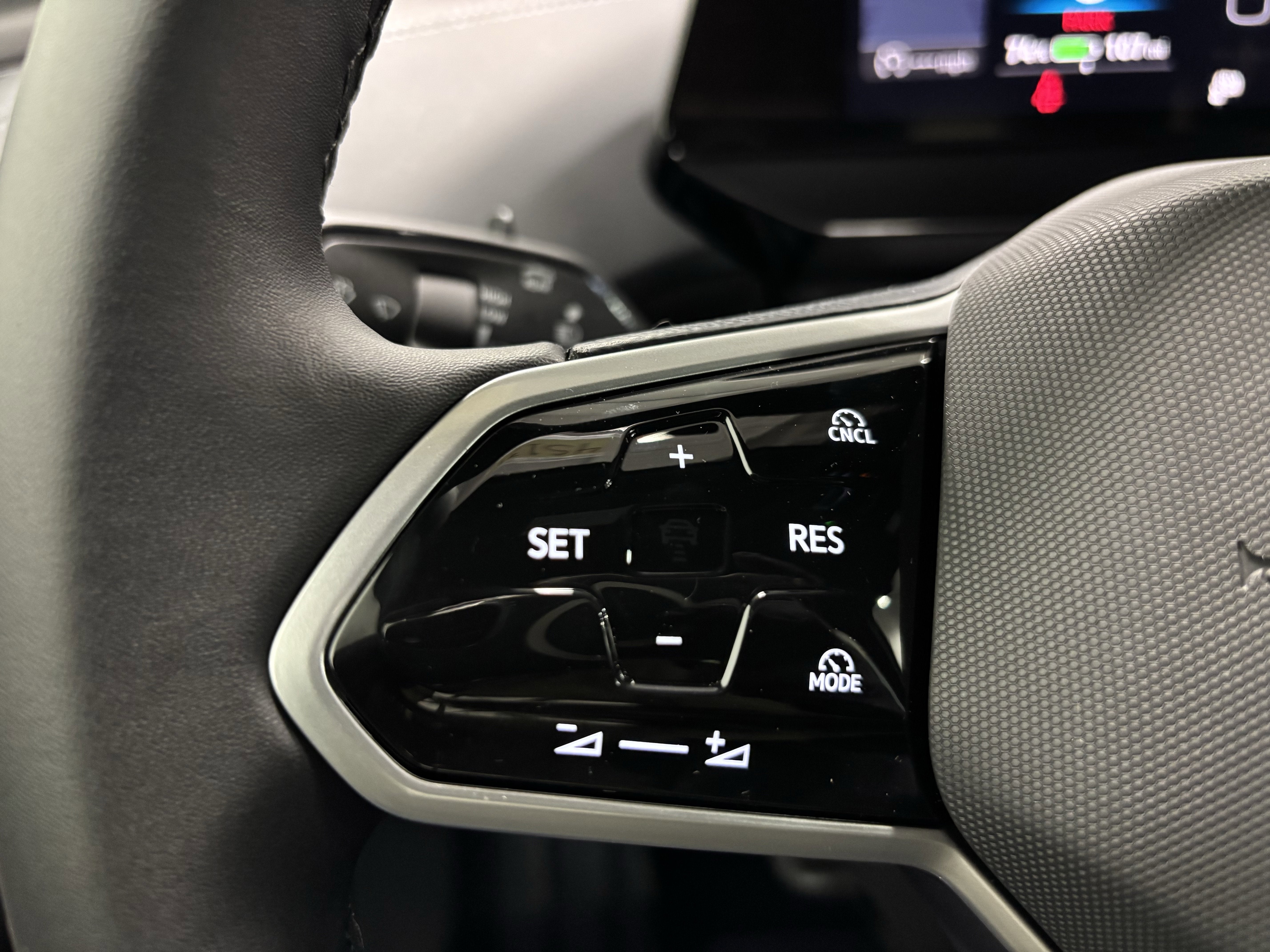 2025 Volkswagen ID.4 Pro