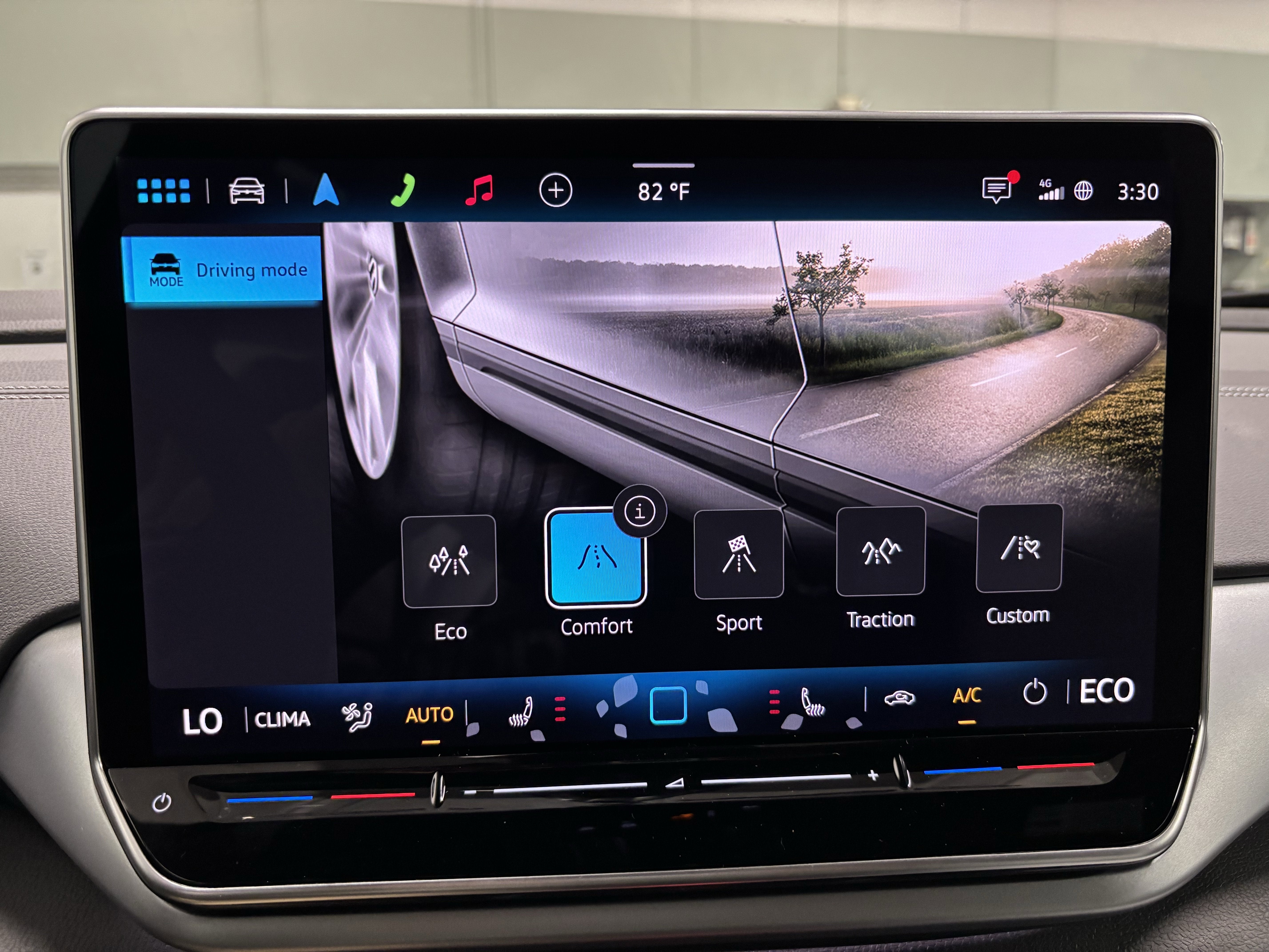 2025 Volkswagen ID.4 Pro