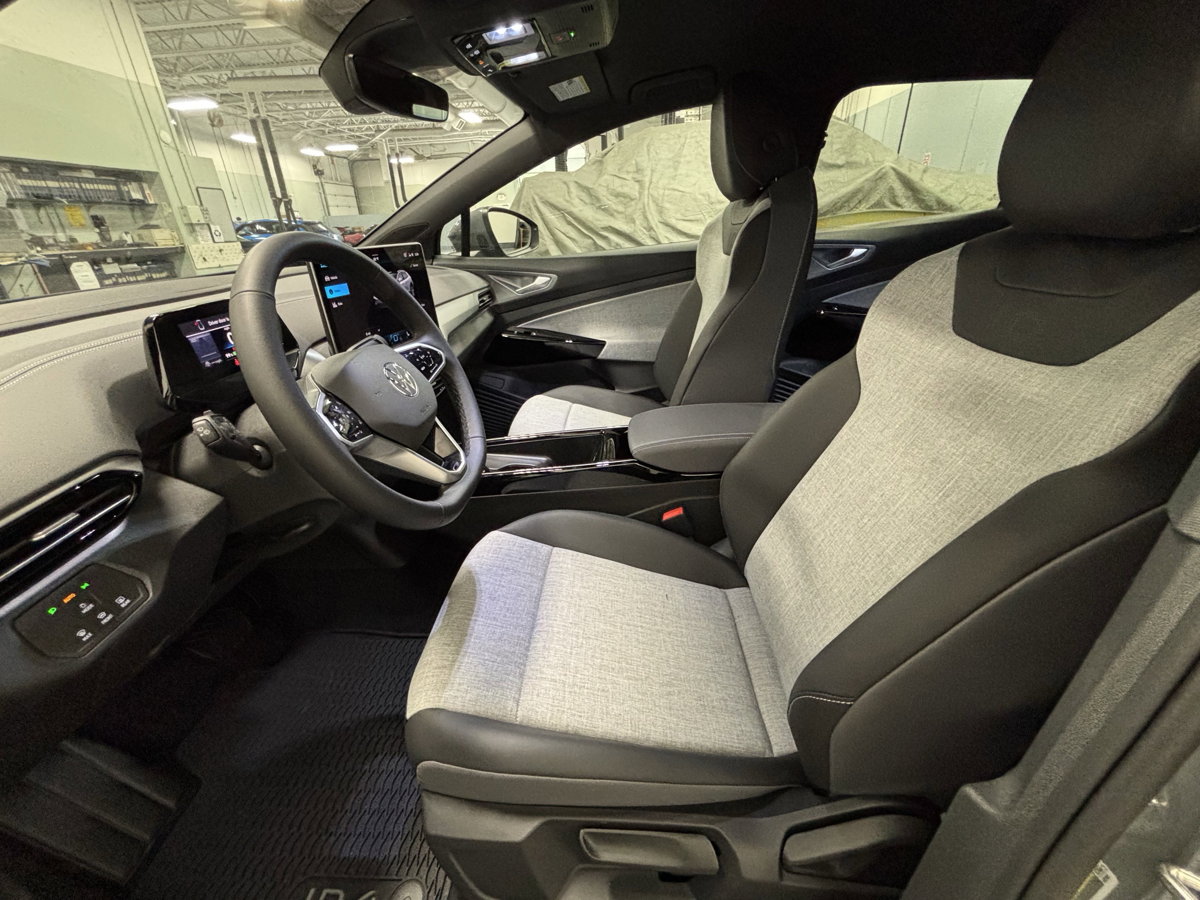 2025 Volkswagen ID.4 Pro