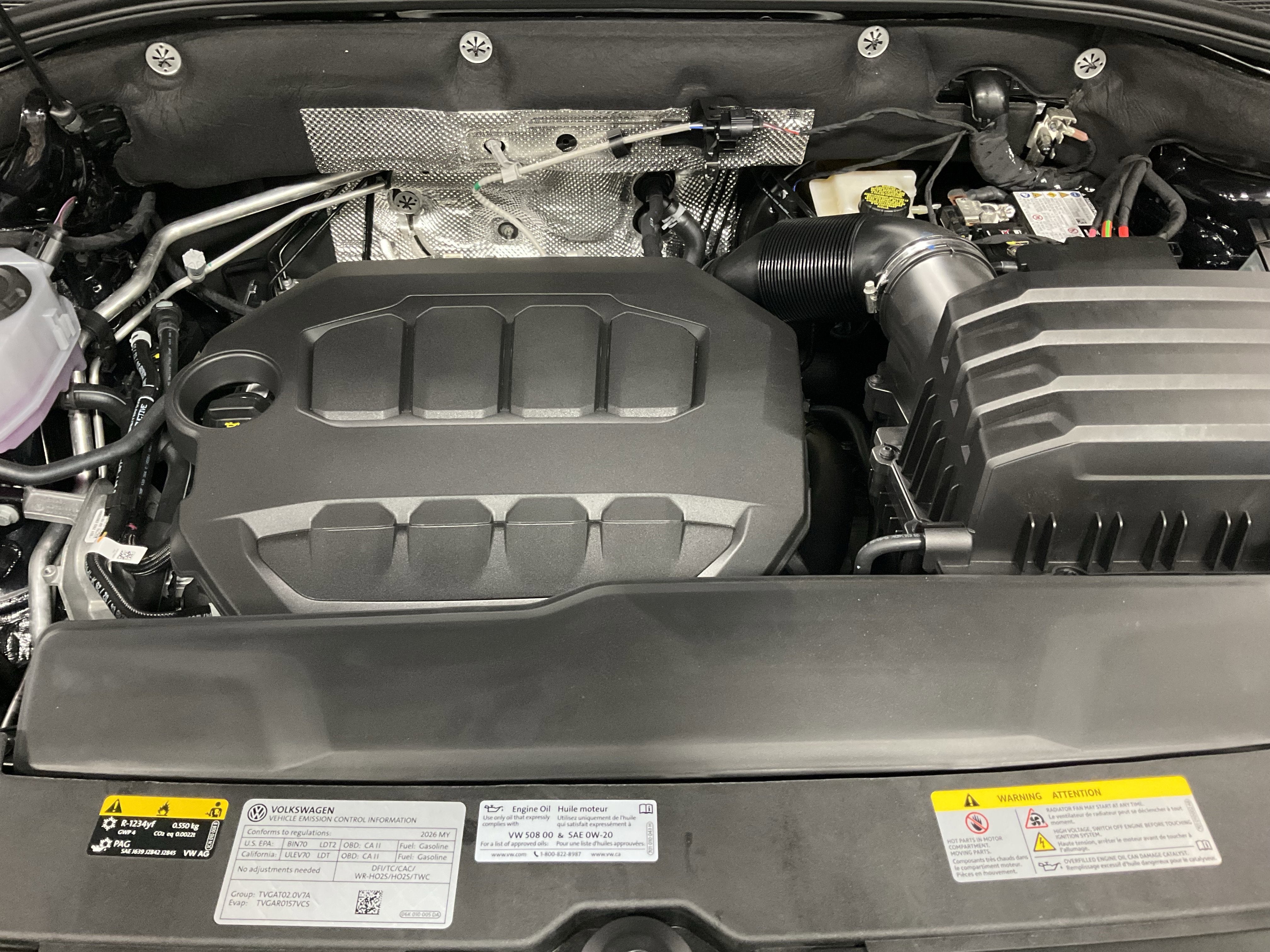 2026 Volkswagen Atlas Cross Sport 2.0T SEL Premium R-Line