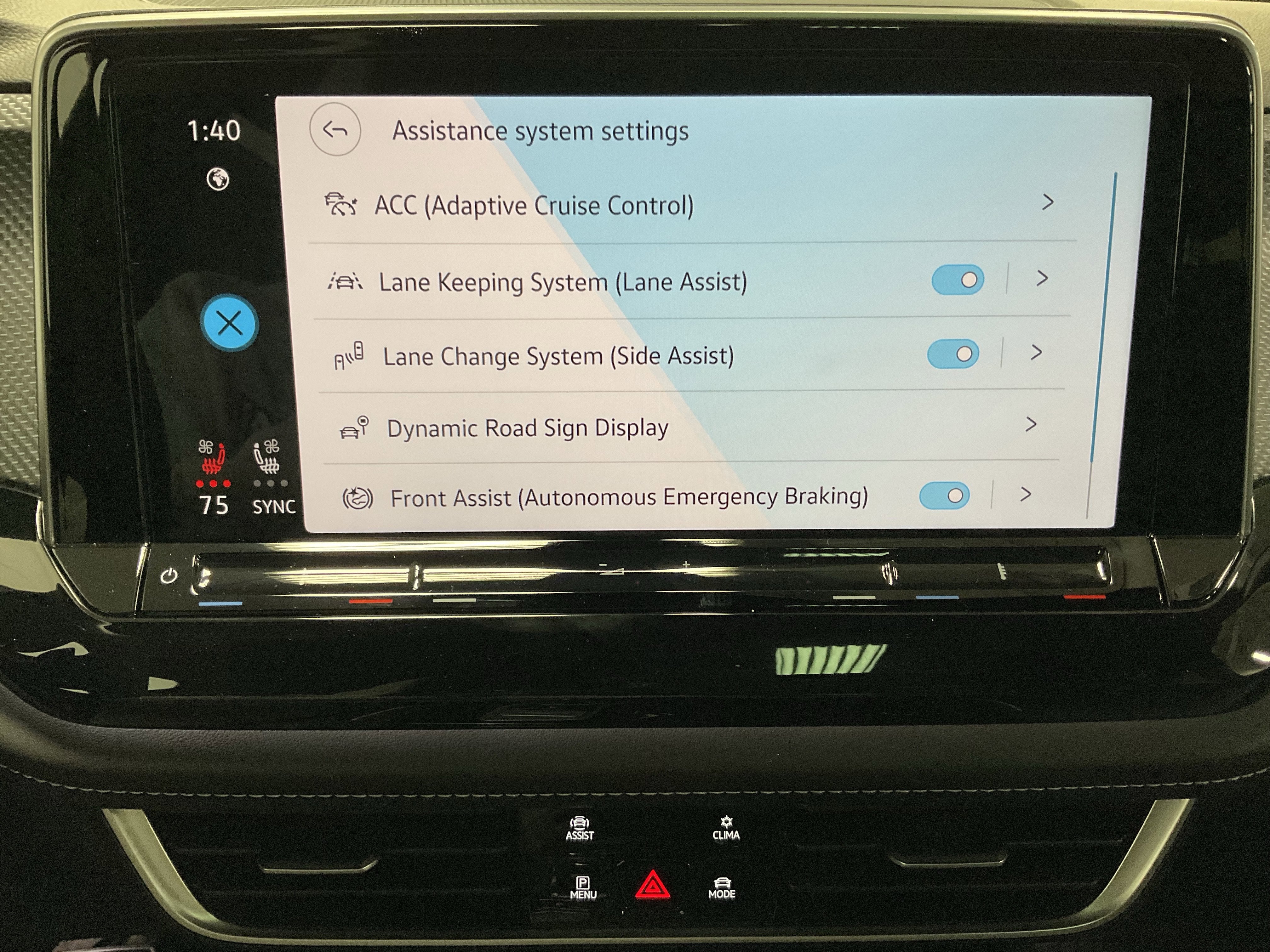 2026 Volkswagen Atlas Cross Sport 2.0T SEL Premium R-Line