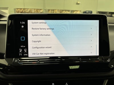 2026 Volkswagen Atlas Cross Sport 2.0T SEL Premium R-Line