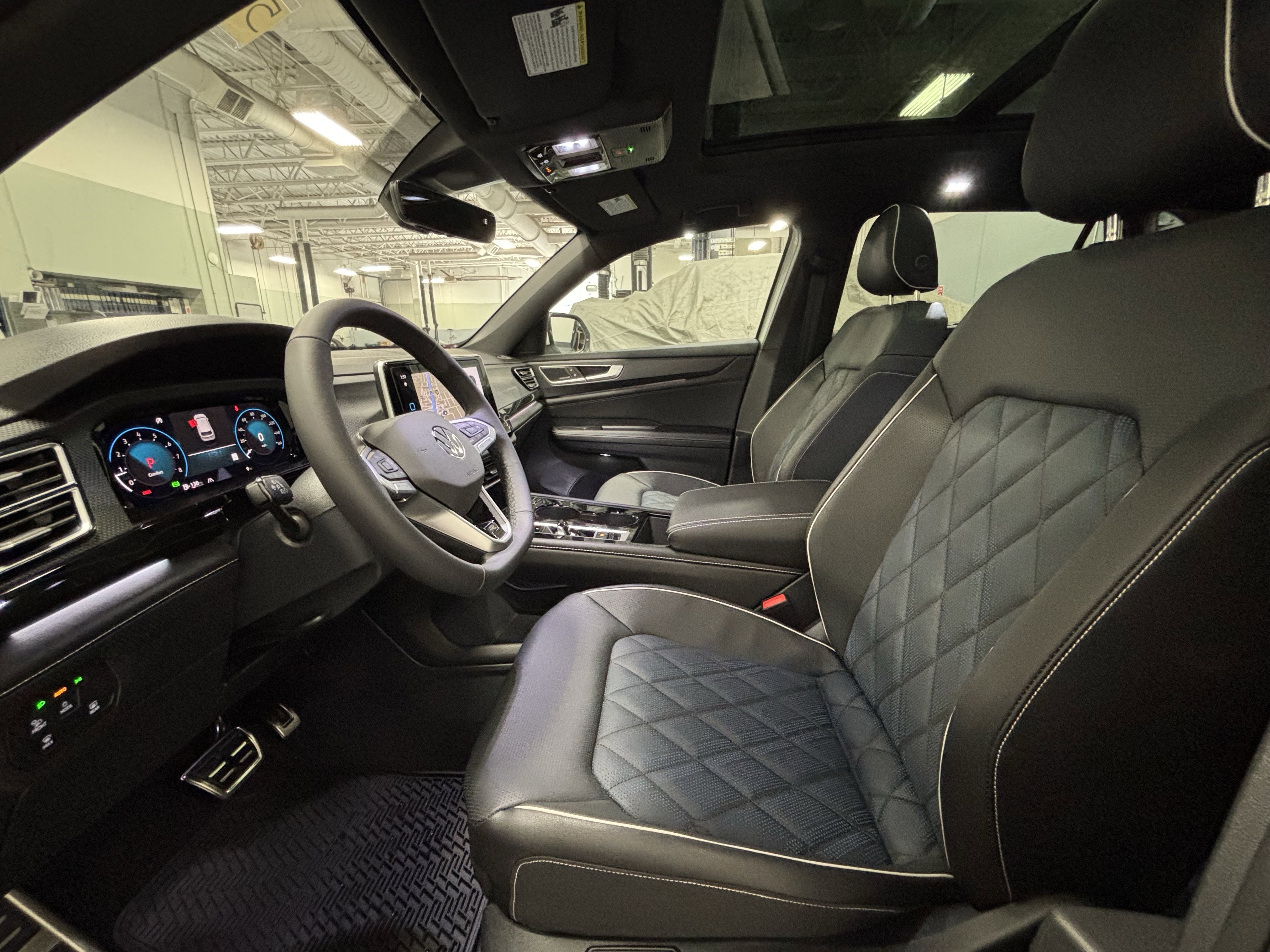 2026 Volkswagen Atlas Cross Sport 2.0T SEL Premium R-Line