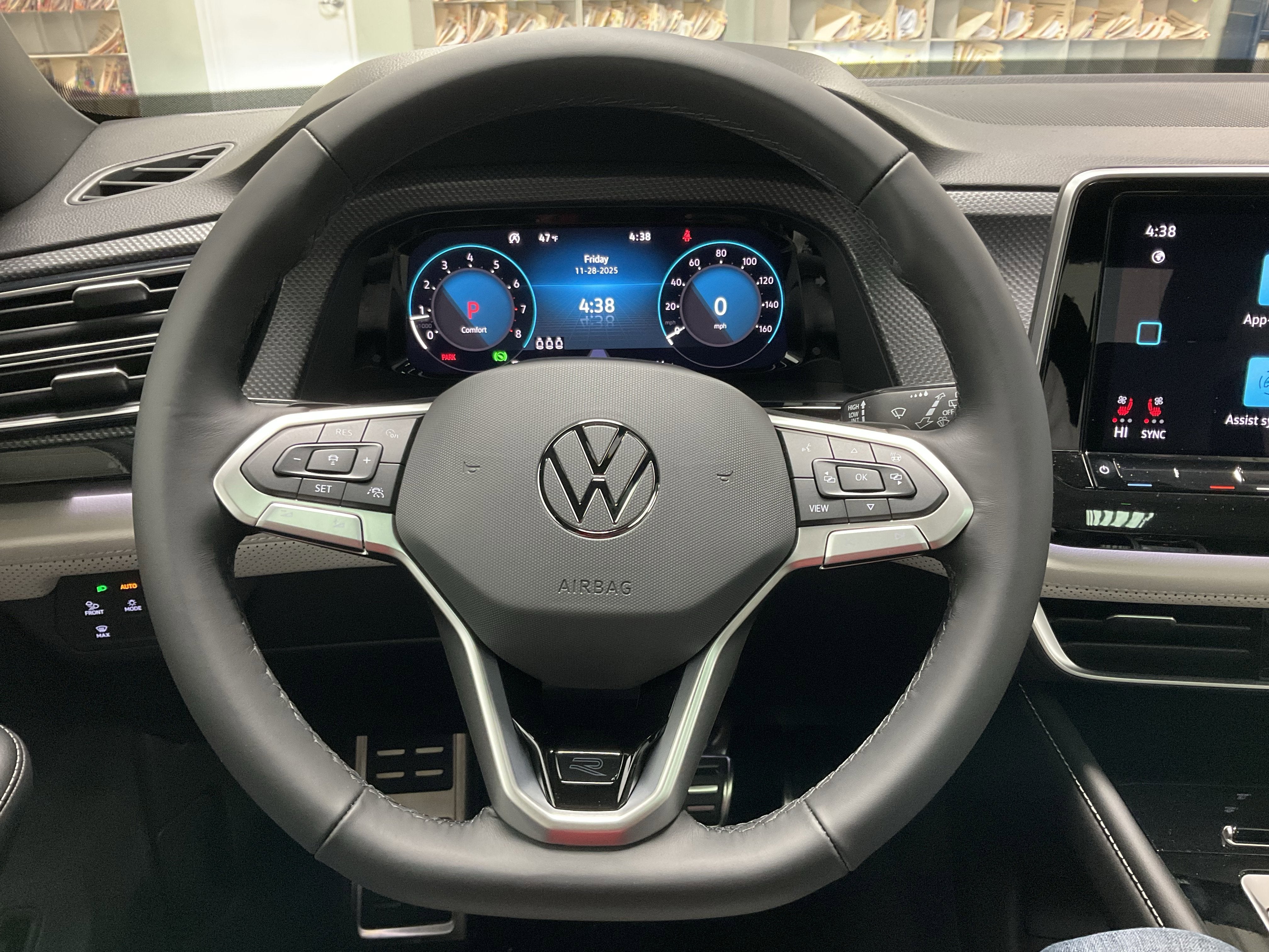 2026 Volkswagen Atlas Cross Sport 2.0T SEL Premium R-Line