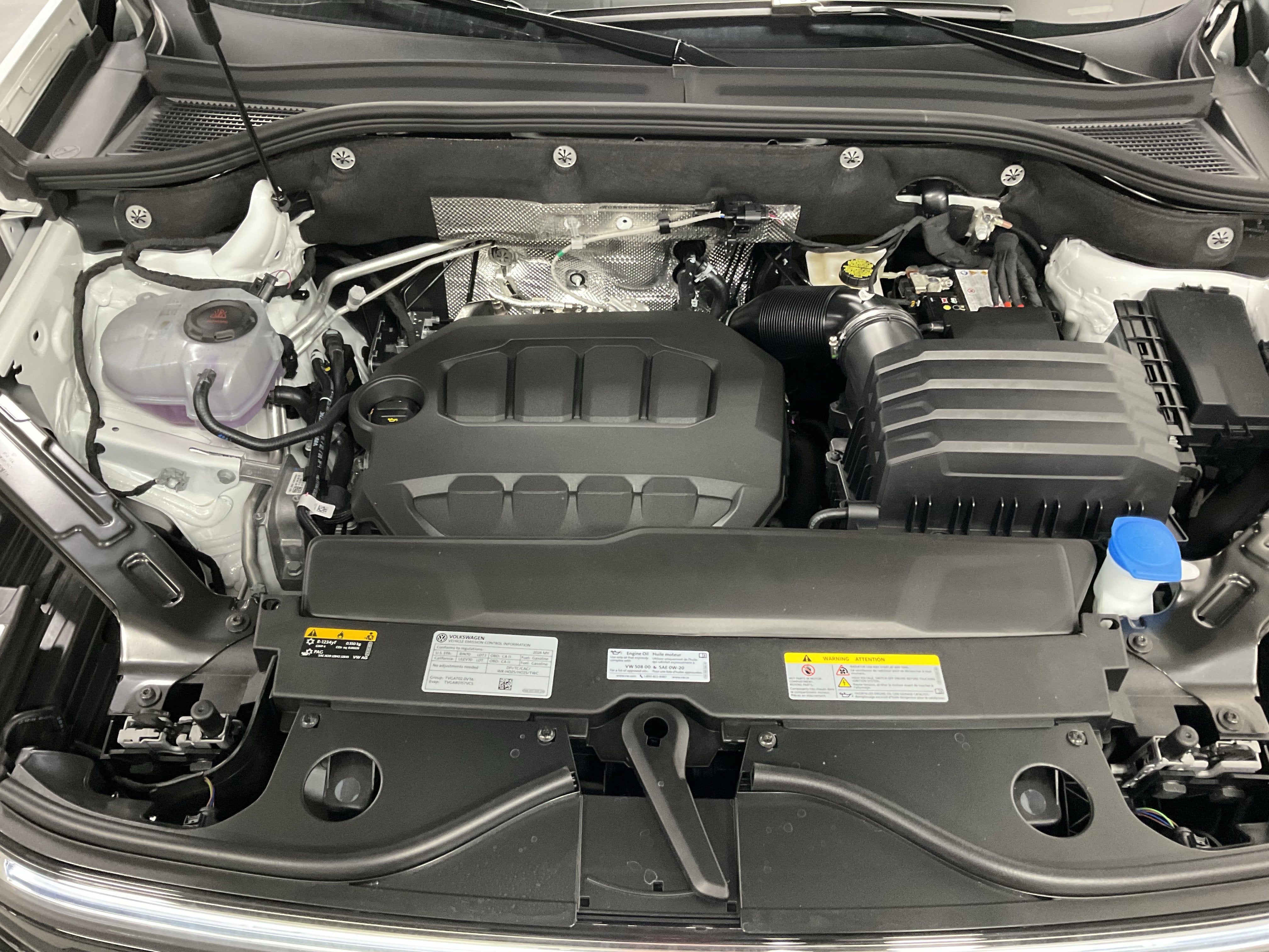 2026 Volkswagen Atlas Cross Sport 2.0T SEL Premium R-Line