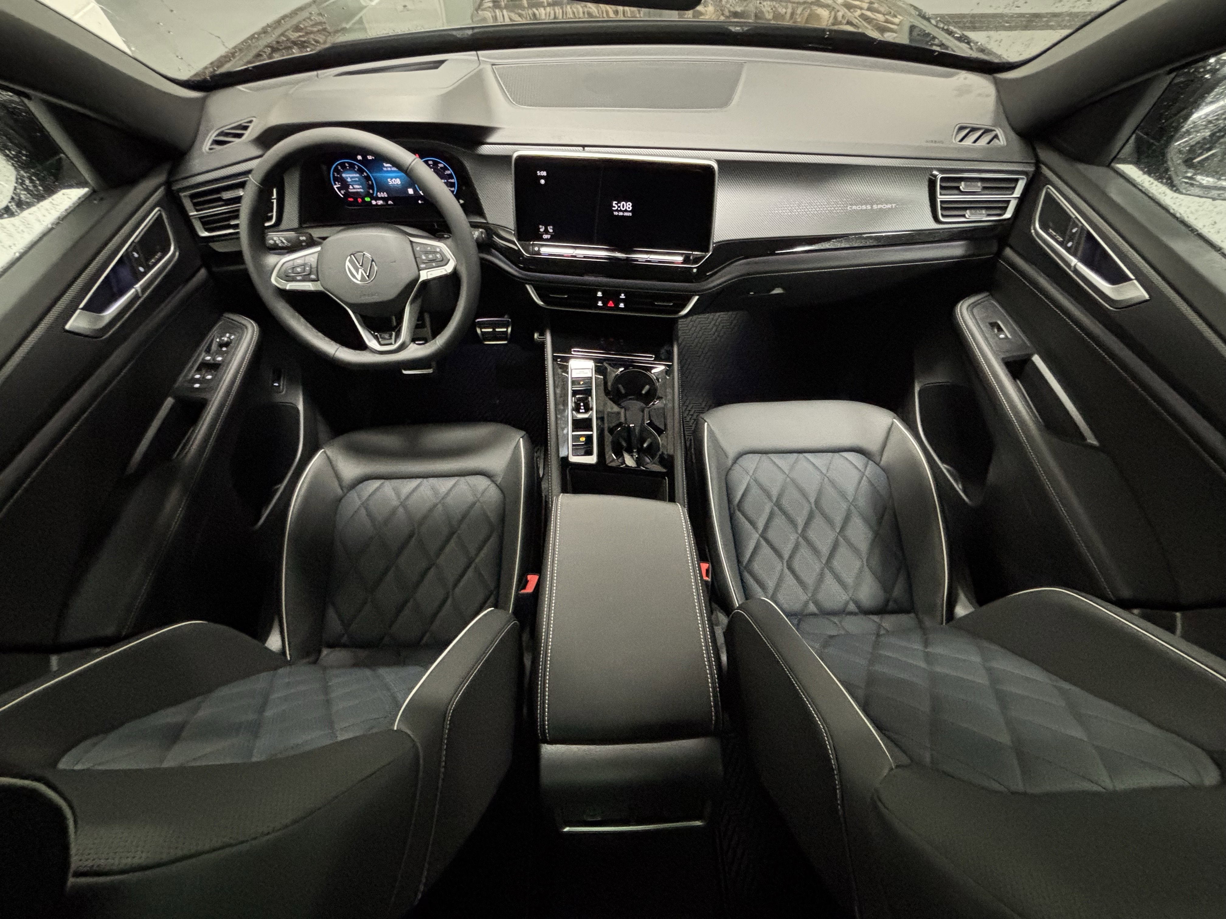 2026 Volkswagen Atlas Cross Sport 2.0T SEL Premium R-Line