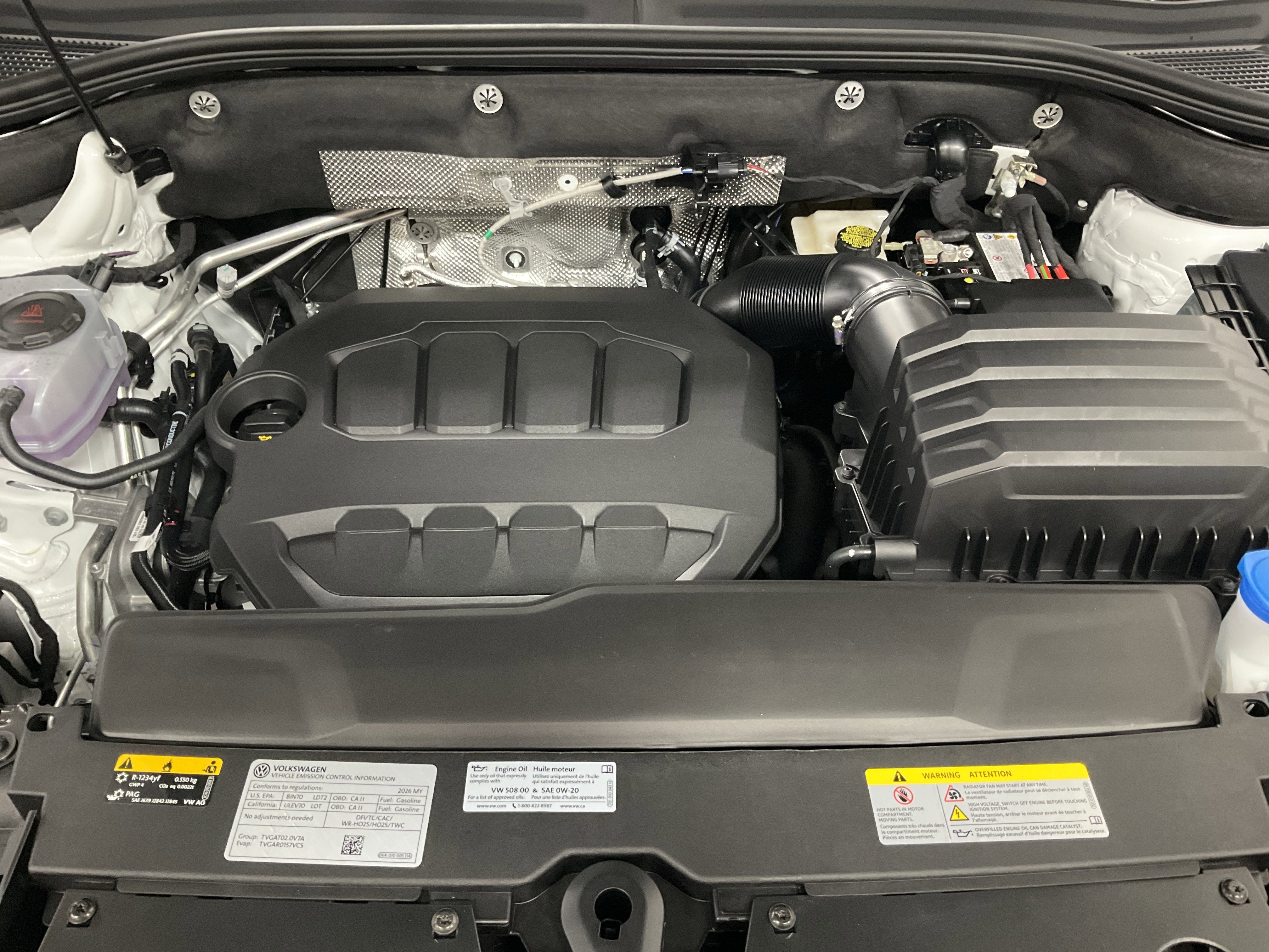 2026 Volkswagen Atlas Cross Sport 2.0T SEL Premium R-Line