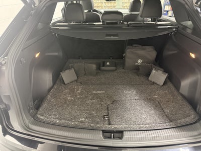 2023 Volkswagen Atlas Cross Sport V6 AWD SEL Premium R-Line