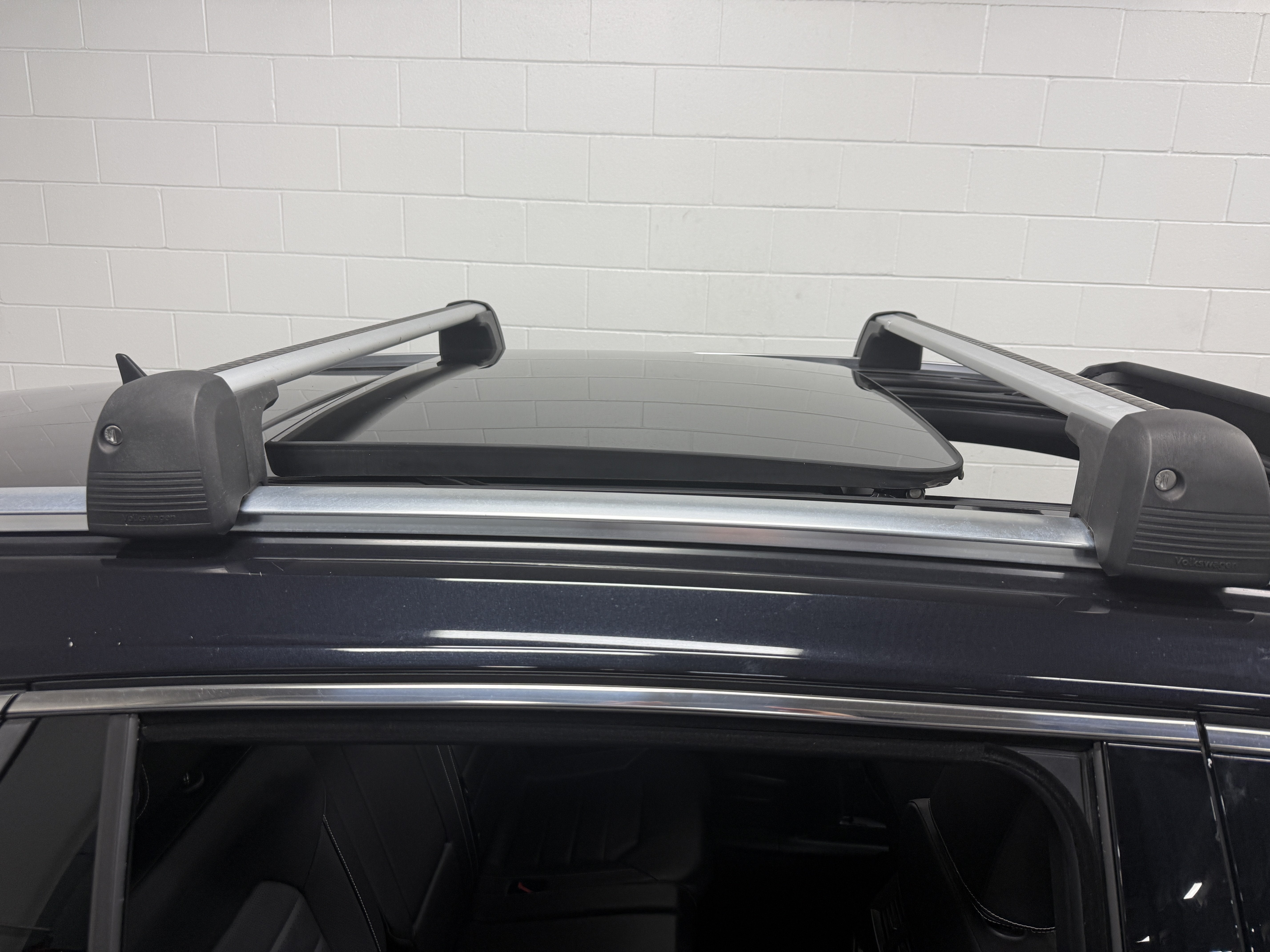 2023 Volkswagen Atlas Cross Sport V6 AWD SEL Premium R-Line