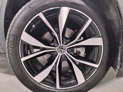 2025 Volkswagen Atlas Cross Sport SEL Premium R-Line w/Sunroof/Nav