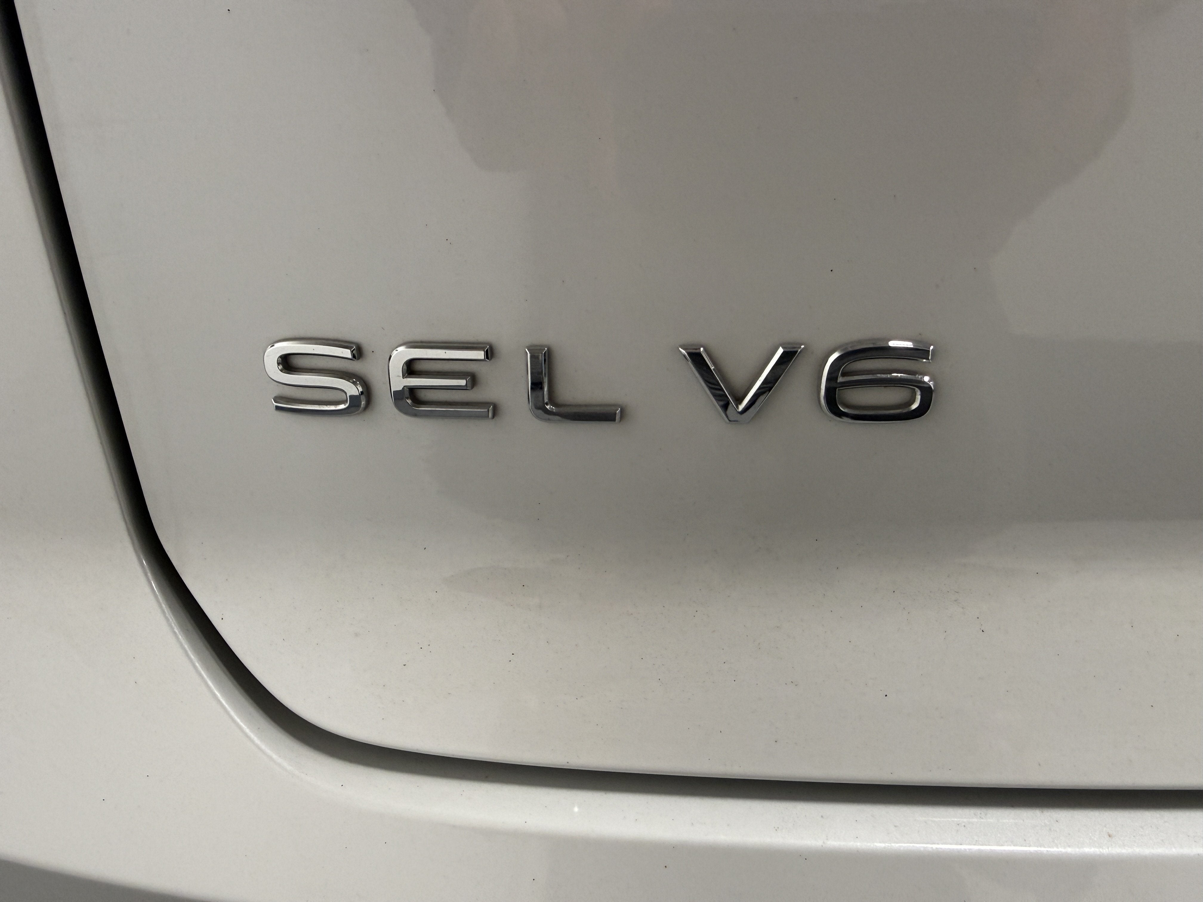 2023 Volkswagen Atlas Cross Sport V6 SEL Premium R-Line AWD w/Sunroof & Nav