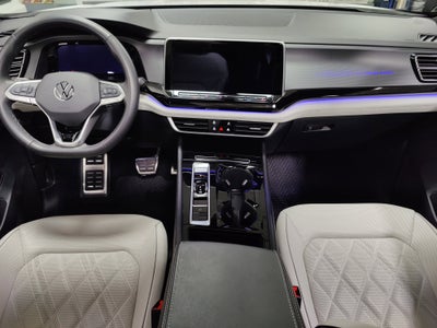 2025 Volkswagen Atlas Cross Sport SEL Premium R-Line w/Sunroof/Nav