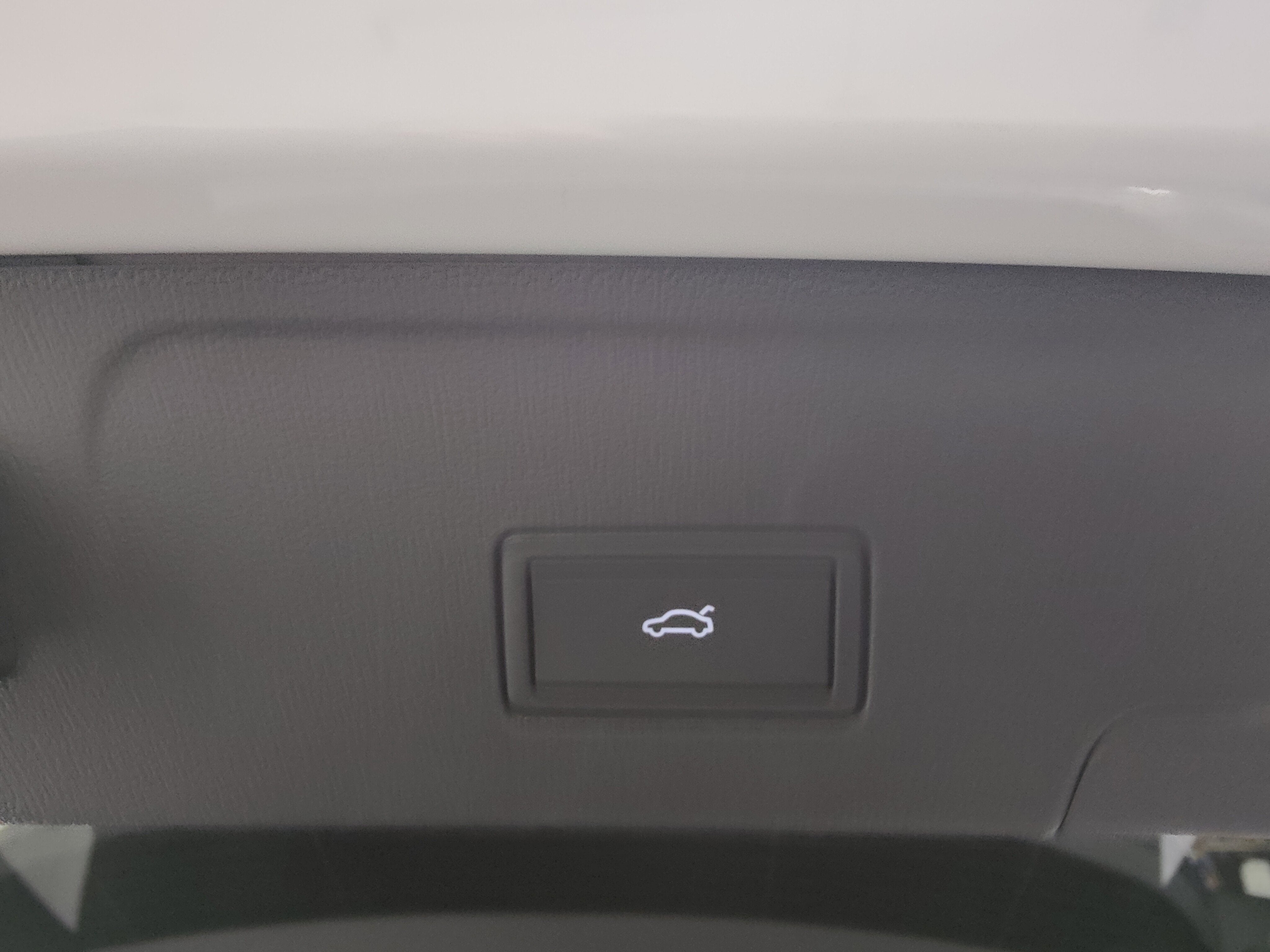 2025 Volkswagen Atlas Cross Sport SEL Premium R-Line w/Sunroof/Nav