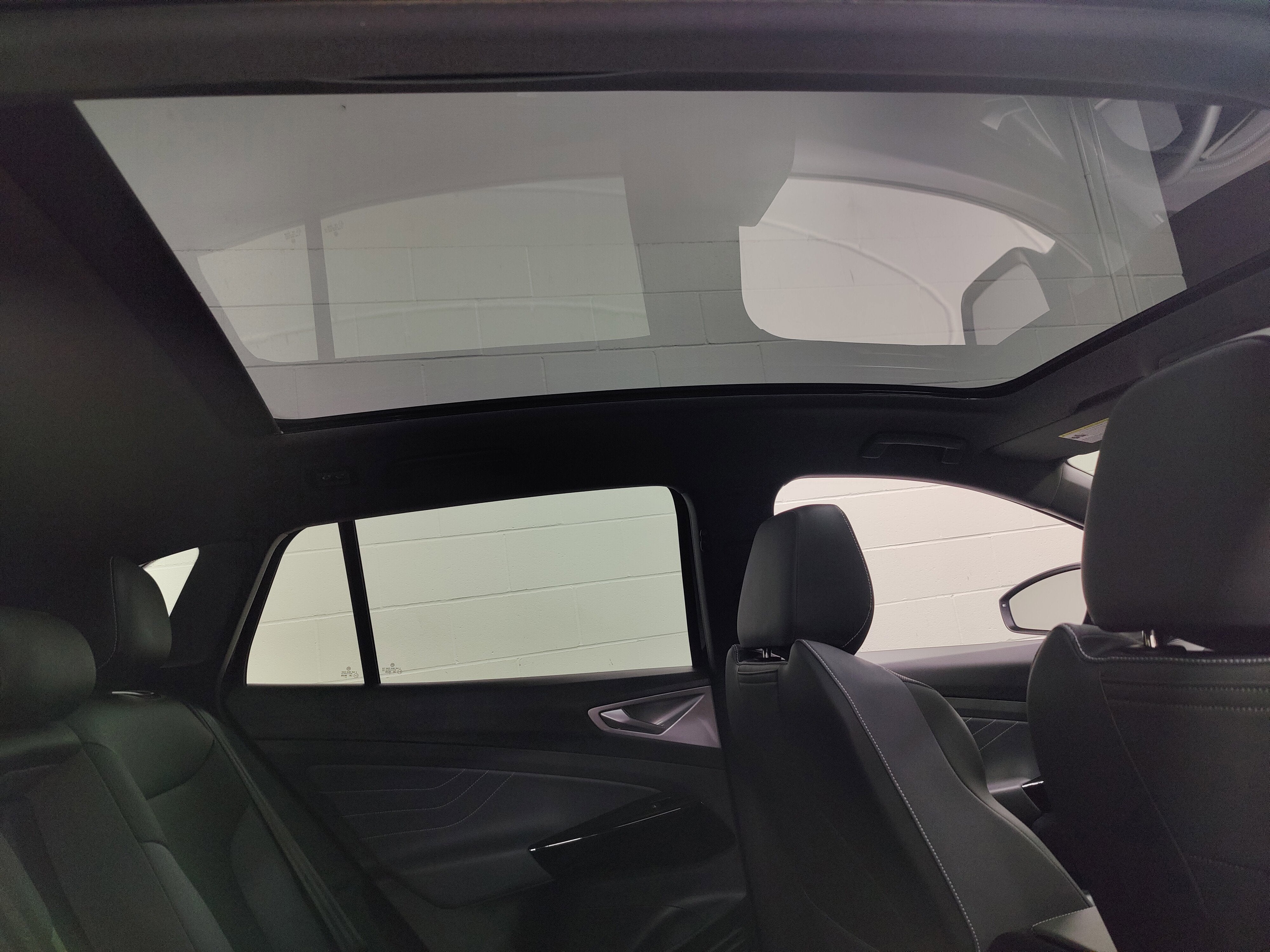 2023 Volkswagen ID.4 Pro S 82kW Long Range w/Glass Roof