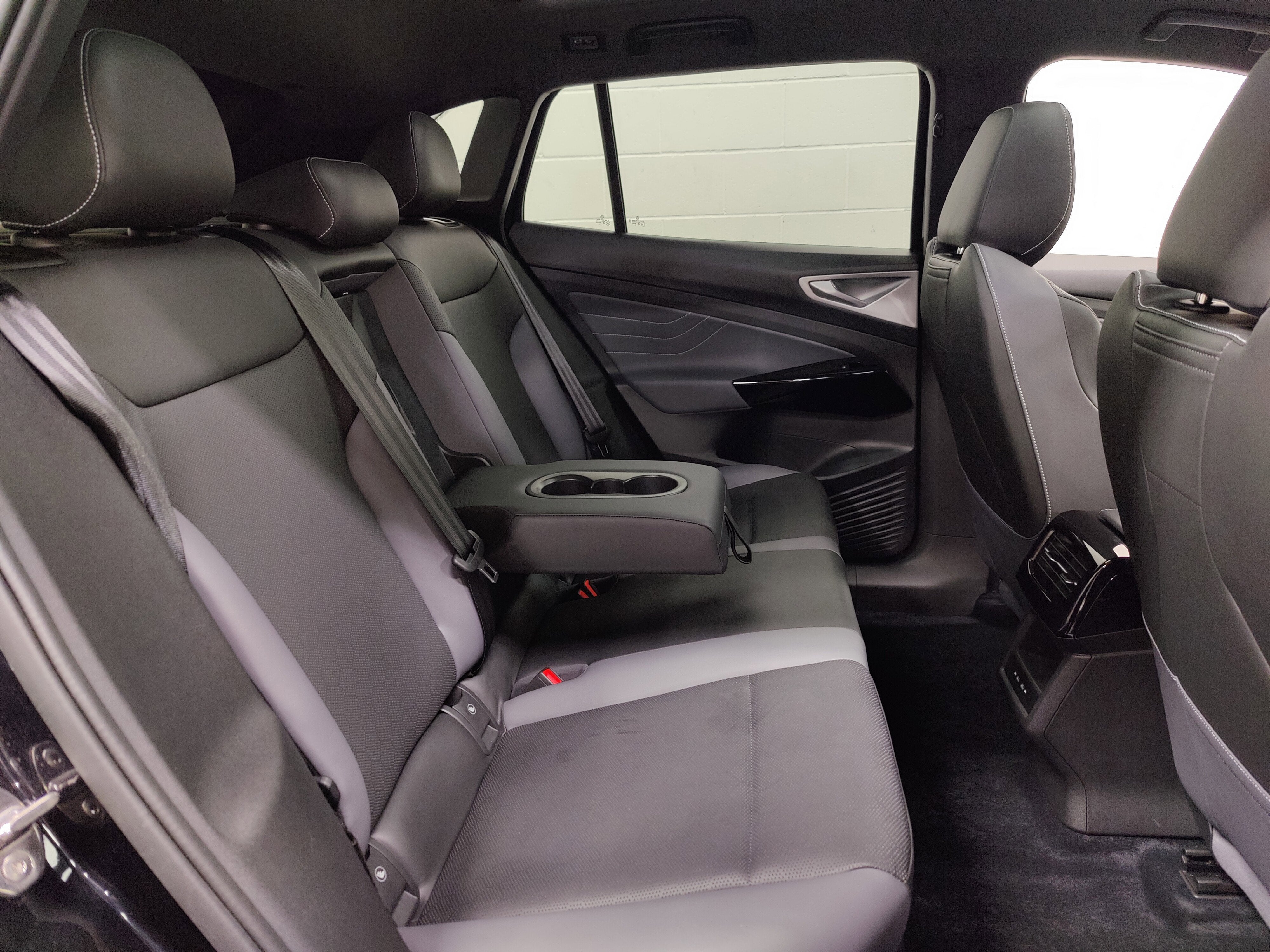 2023 Volkswagen ID.4 Pro S 82kW Long Range w/Glass Roof