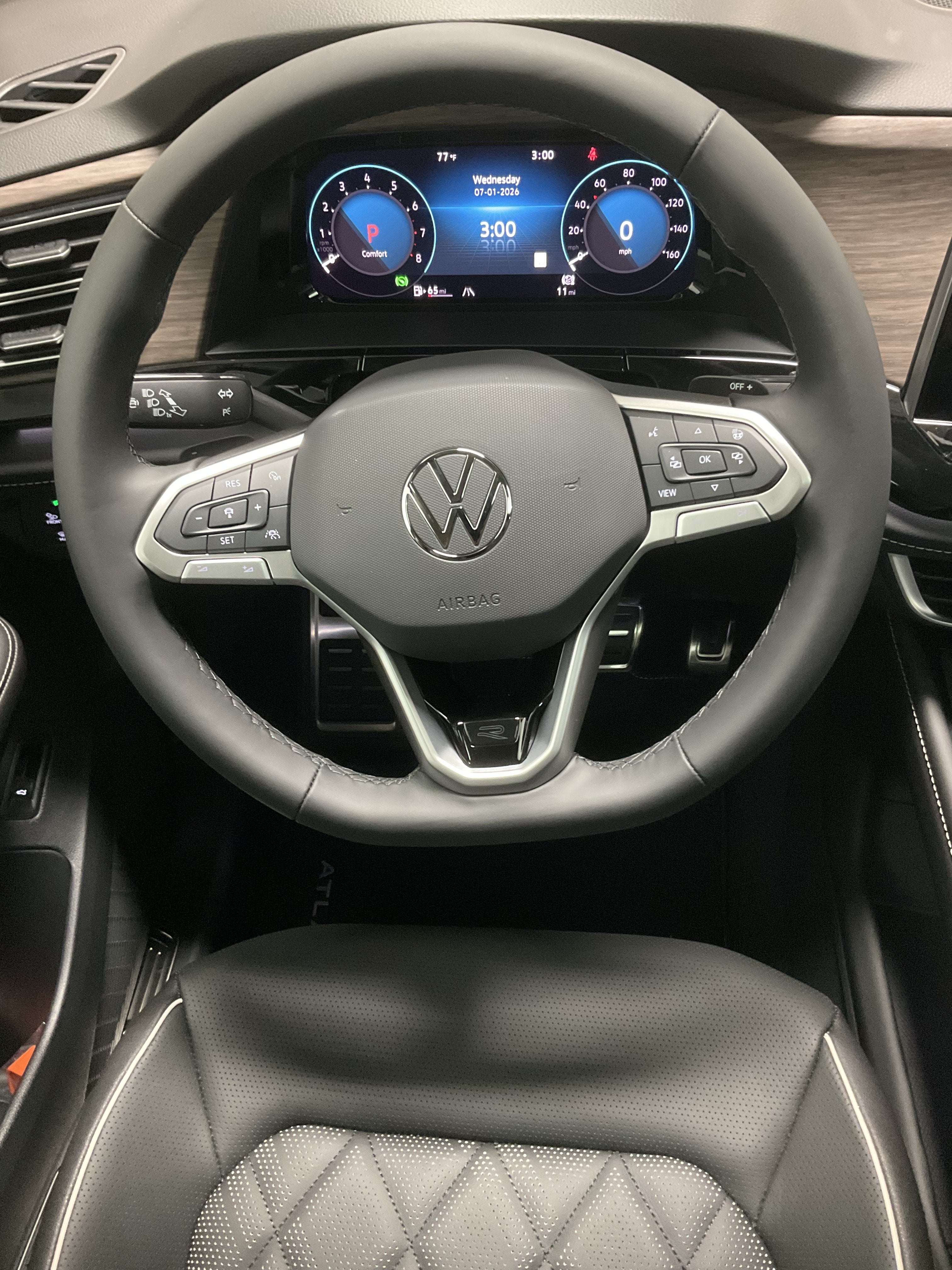 2026 Volkswagen Atlas 2.0T SEL Premium R-Line