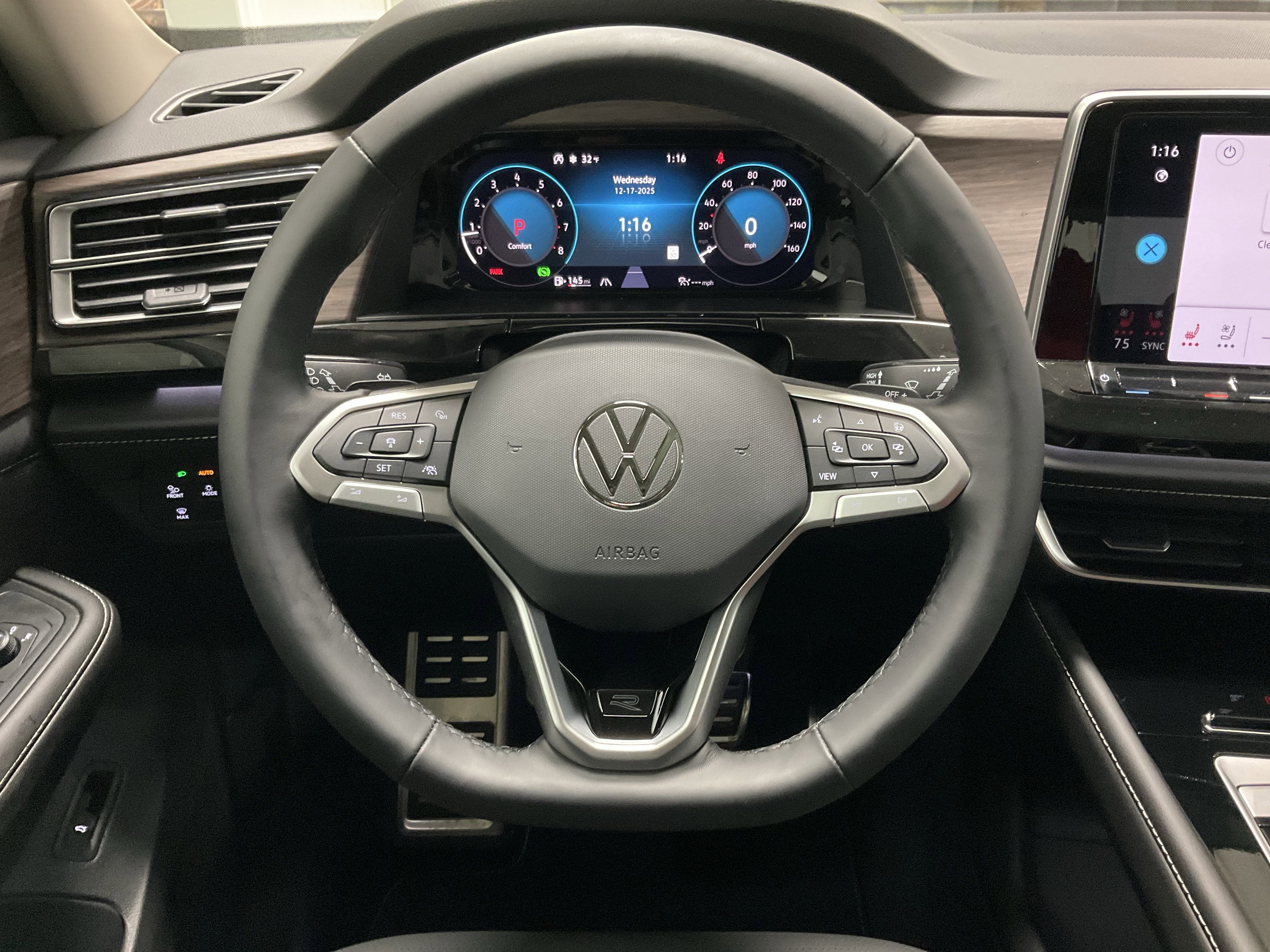 2026 Volkswagen Atlas 2.0T SEL Premium R-Line