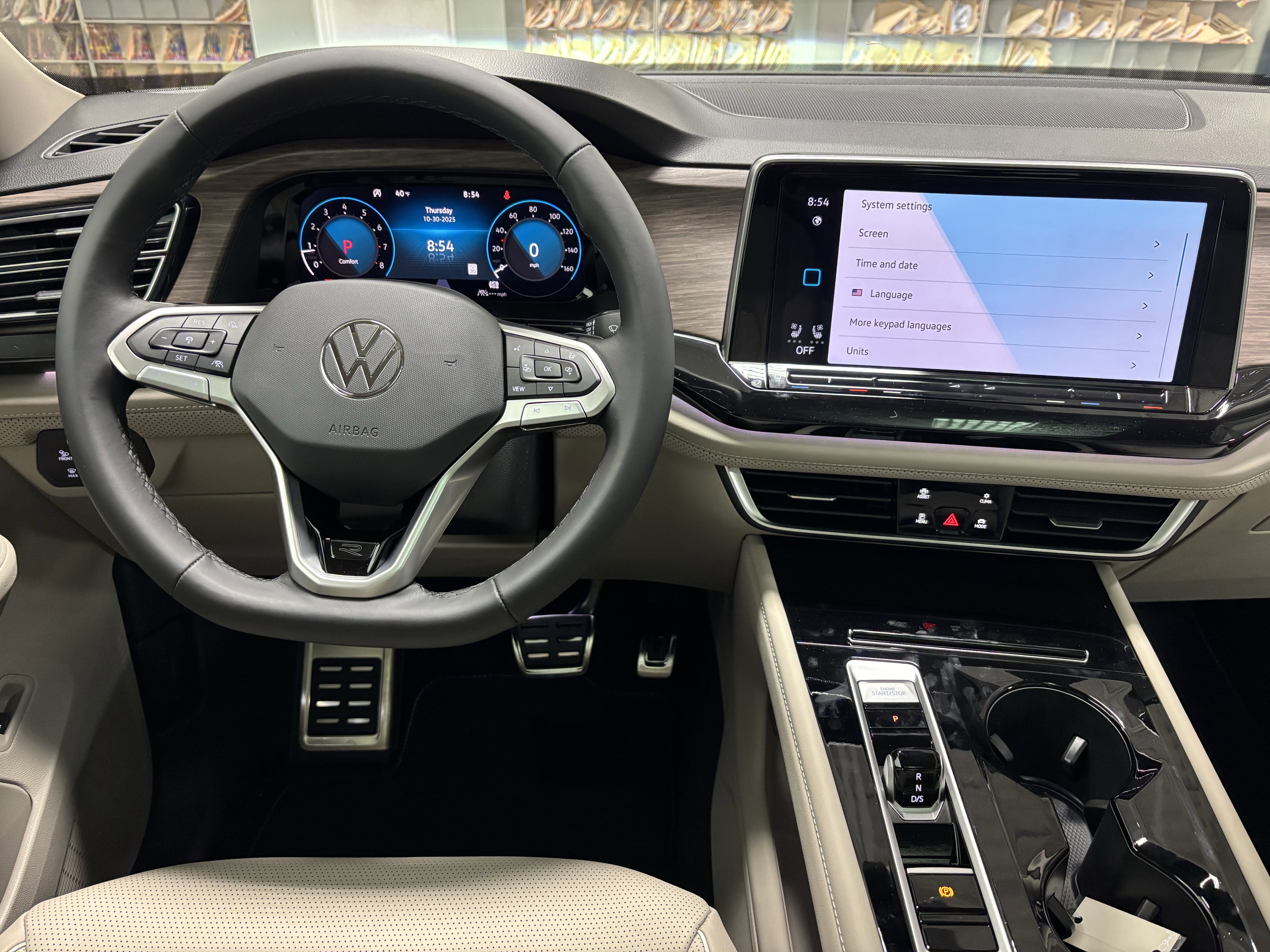 2026 Volkswagen Atlas 2.0T SEL Premium R-Line