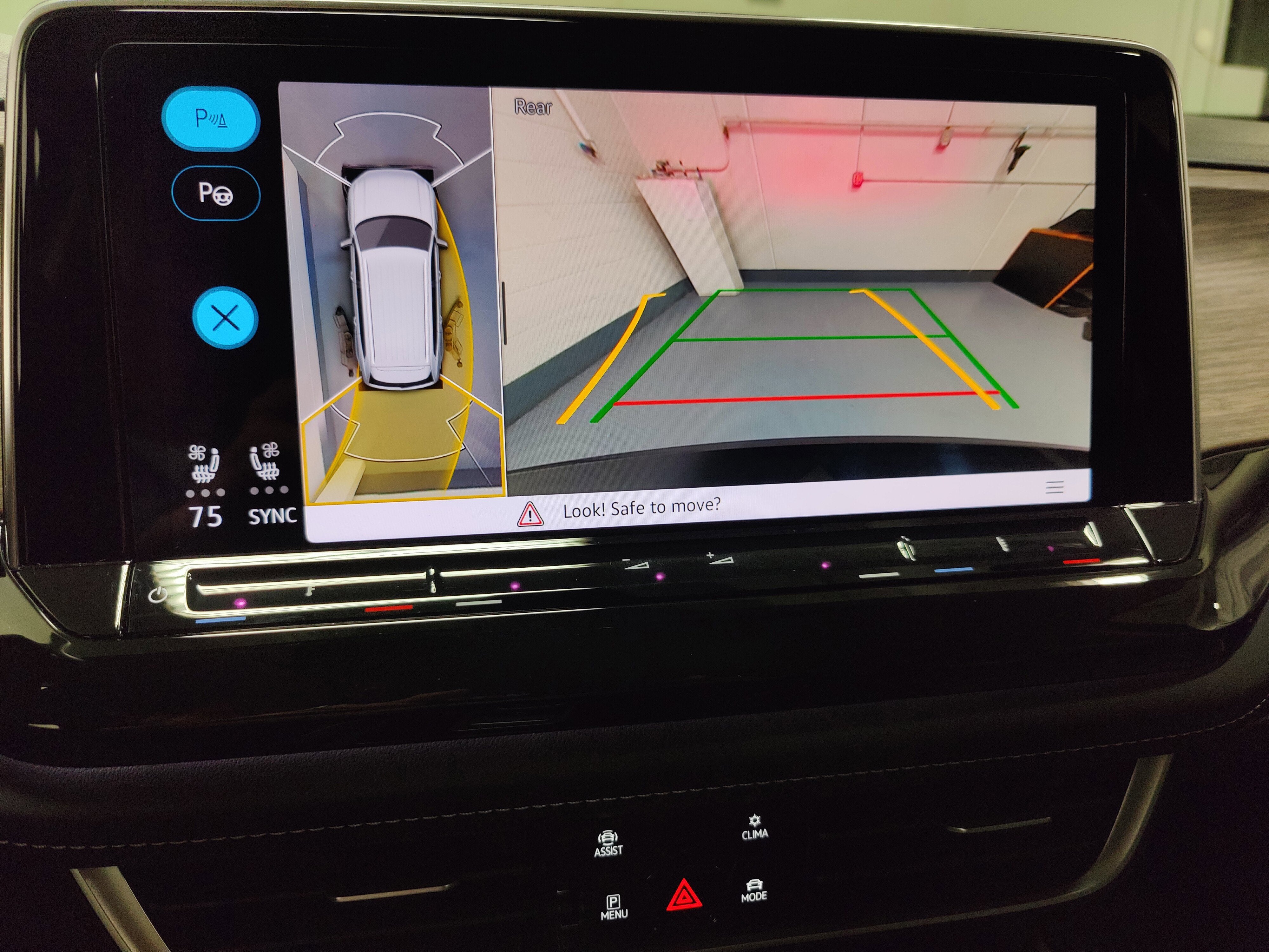 2025 Volkswagen Atlas SEL Premium R-Line AWD w/Sunroof & Nav