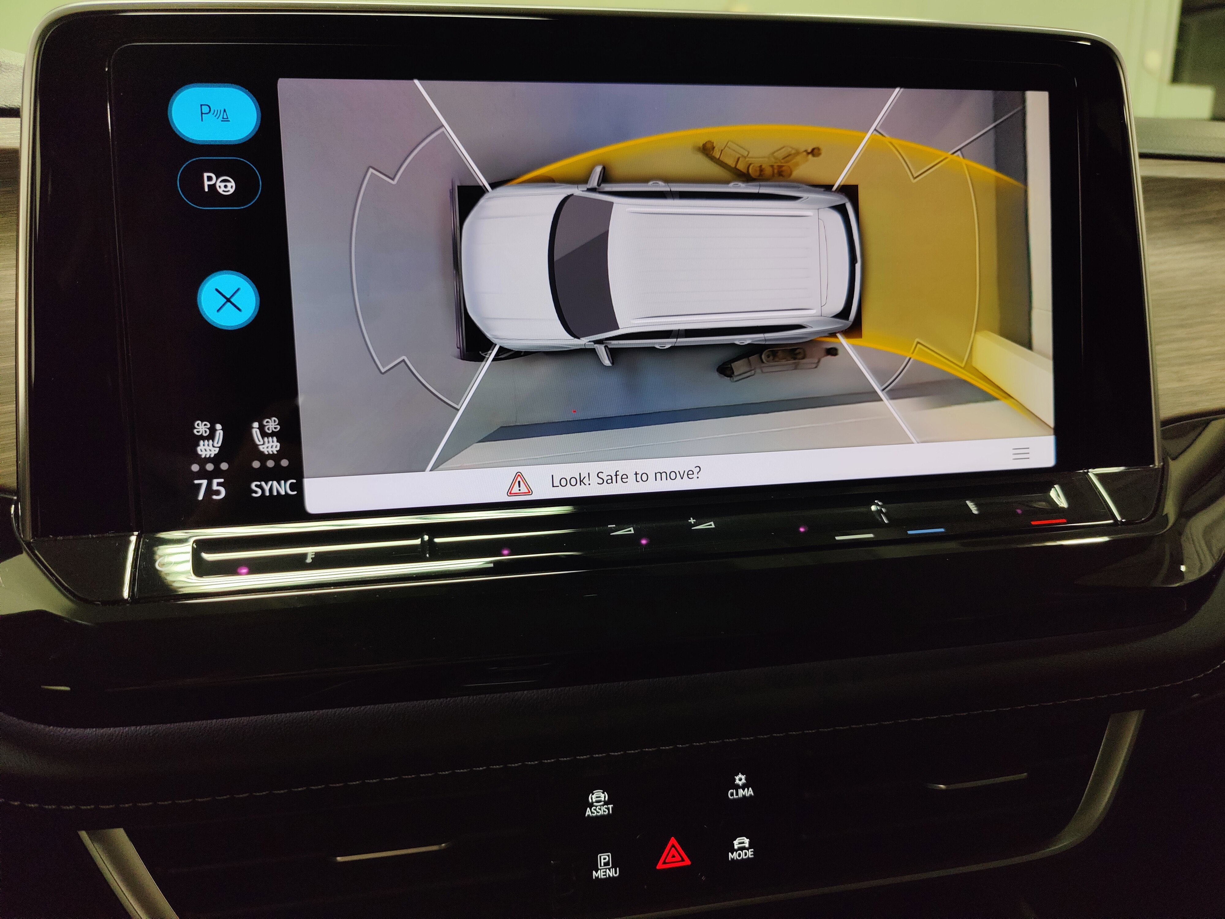2025 Volkswagen Atlas SEL Premium R-Line AWD w/Sunroof & Nav
