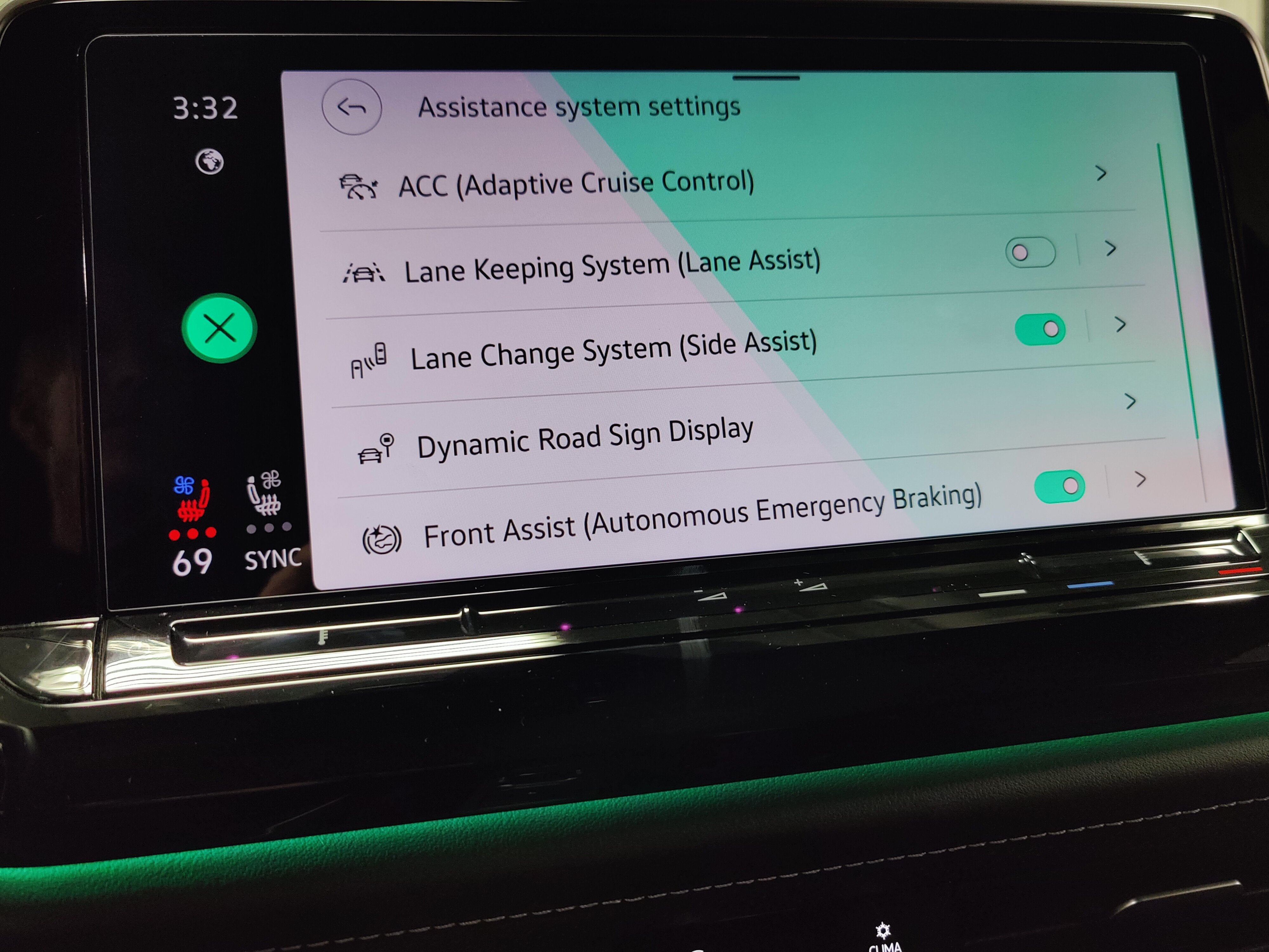 2024 Volkswagen Atlas SEL Premium AWD R-Line w/Sunroof/Nav
