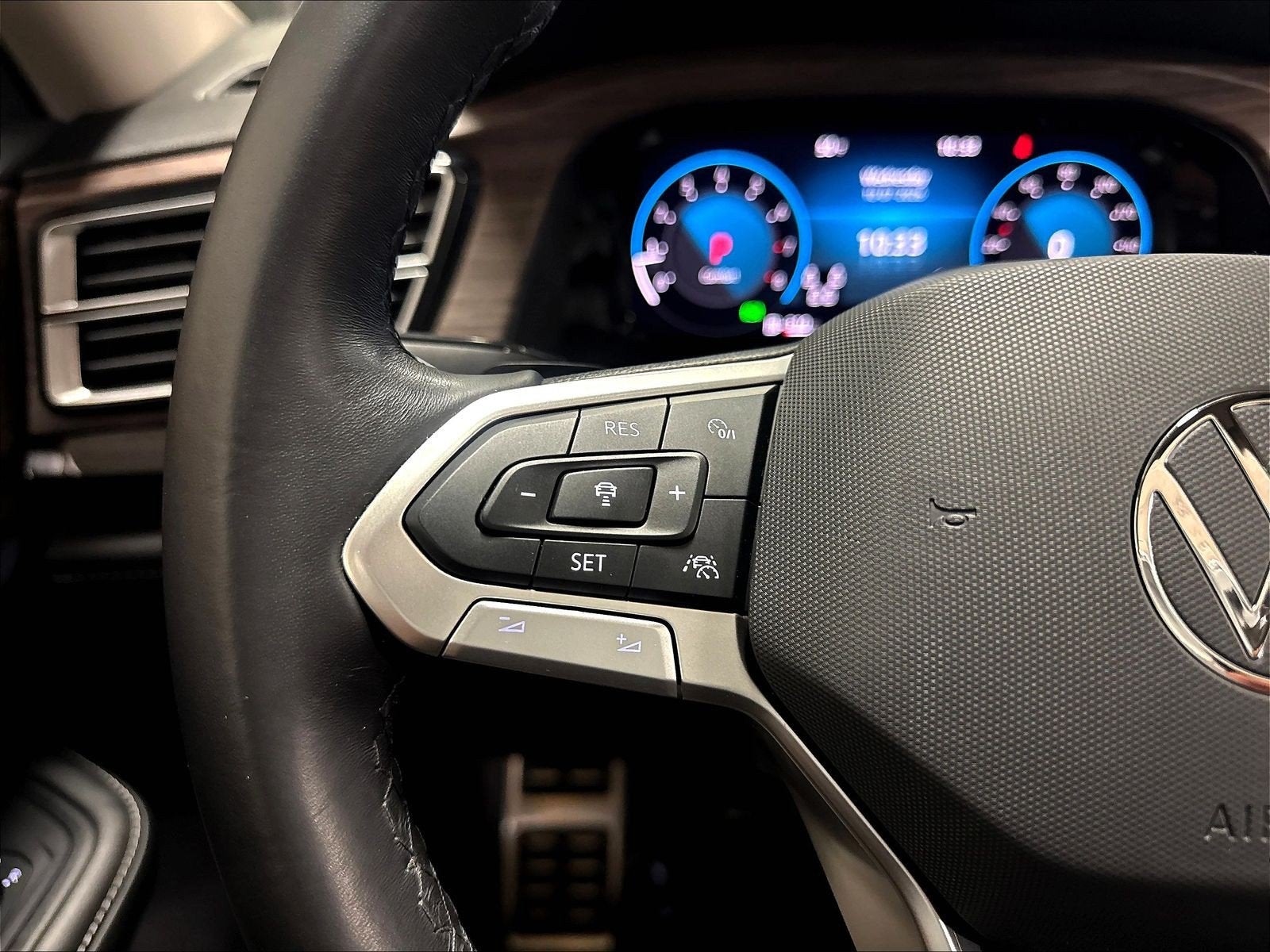 2024 Volkswagen Atlas SEL Premium AWD R-Line w/Sunroof/Nav