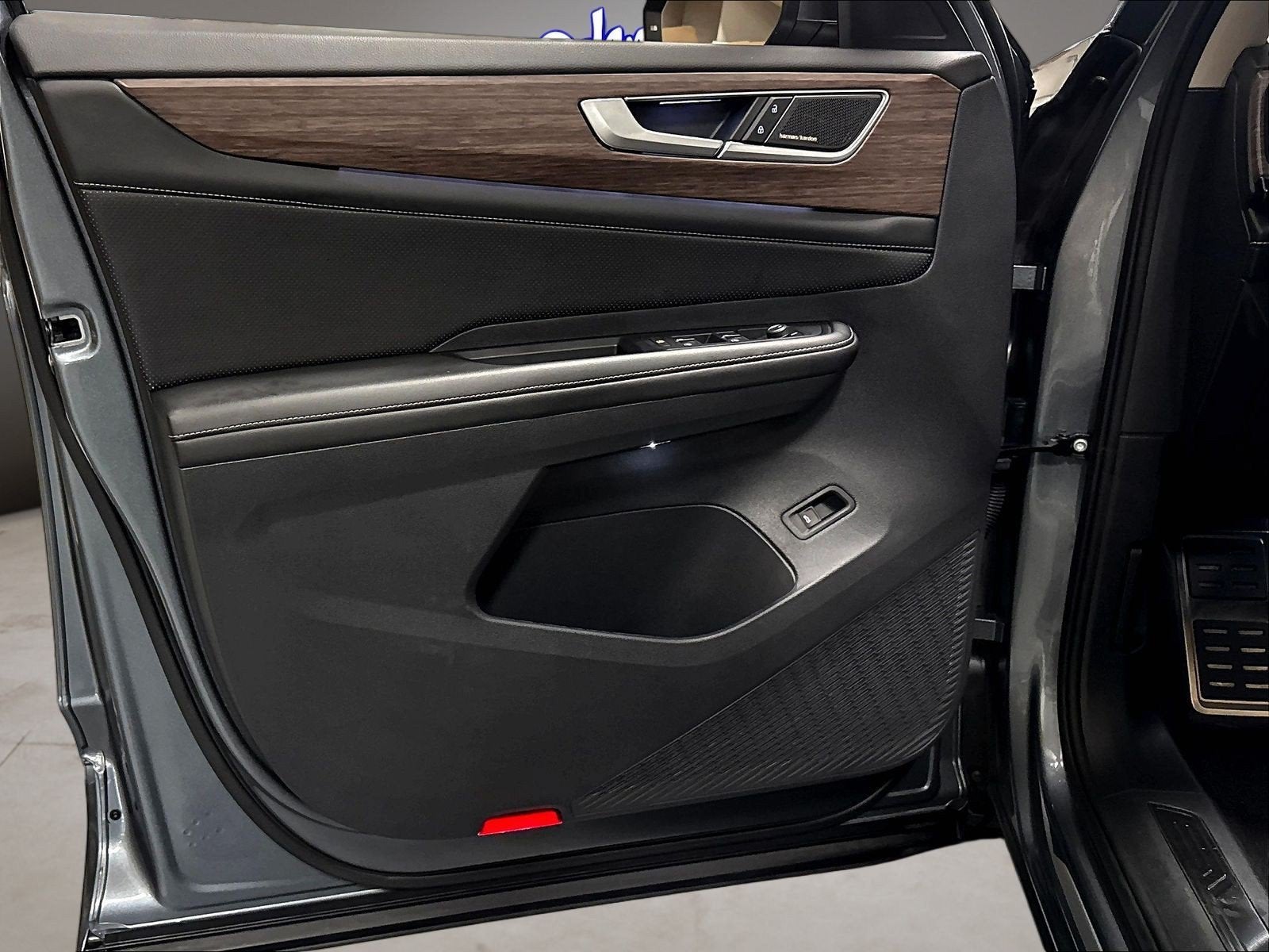 2024 Volkswagen Atlas SEL Premium AWD R-Line w/Sunroof/Nav