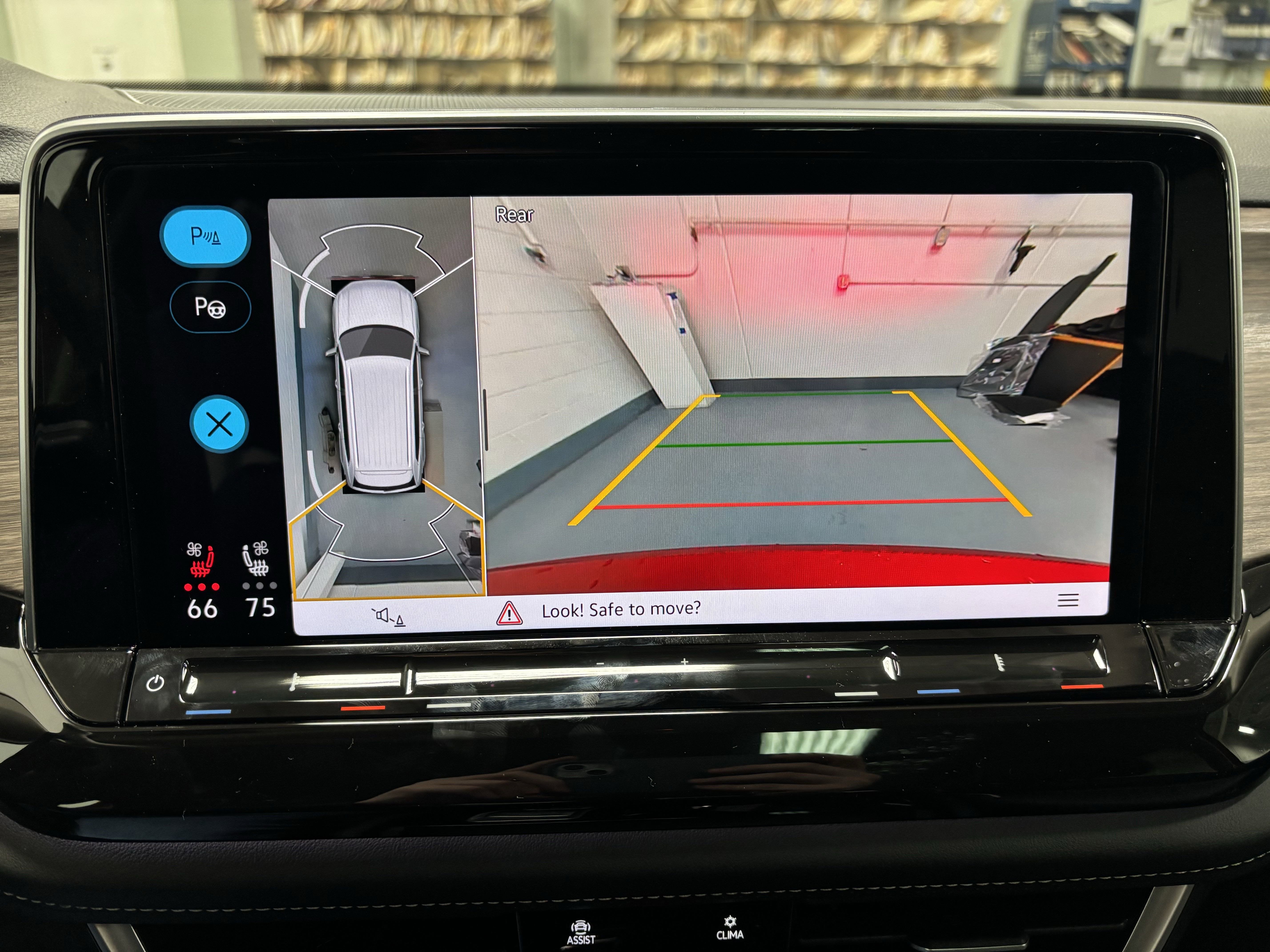 2025 Volkswagen Atlas 2.0T SEL Premium R-Line