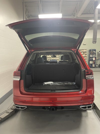 2025 Volkswagen Atlas 2.0T SEL Premium R-Line